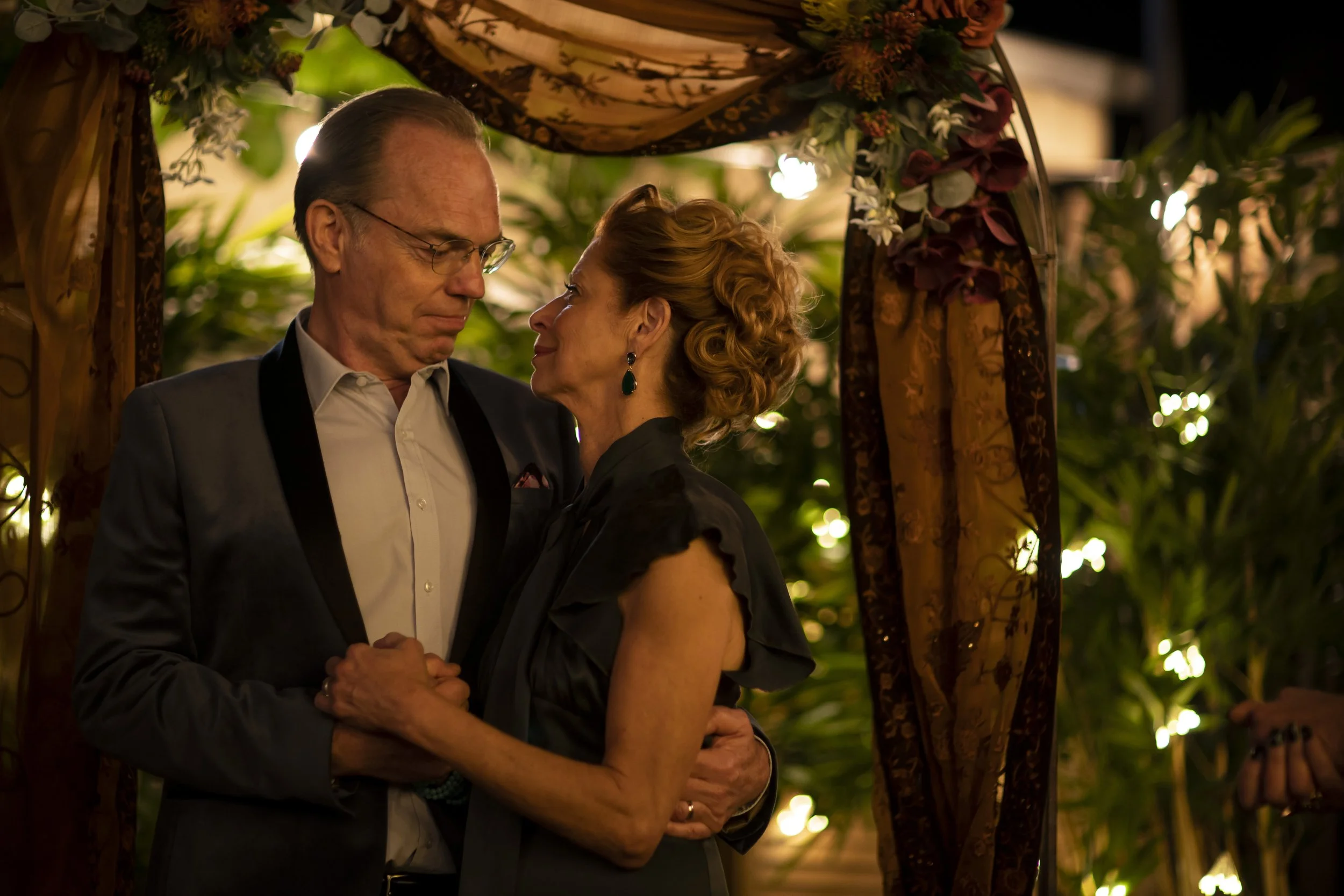 LOVE ME_Ep 6_Glen (Hugo Weaving) and Anita (Heather Mitchell)_credit Sarah Enticknap_01609.JPG