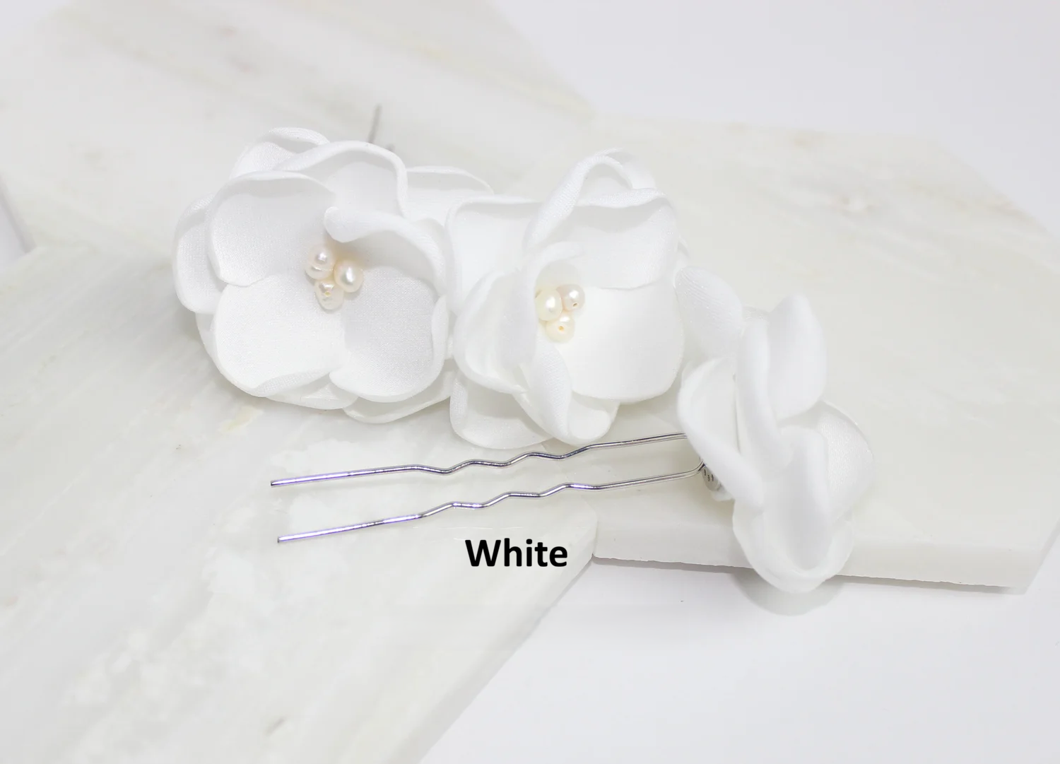white+u+pin+2.png