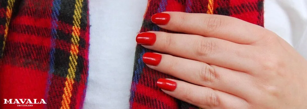 Winter Beauty – new shades for nails, makeup and hair