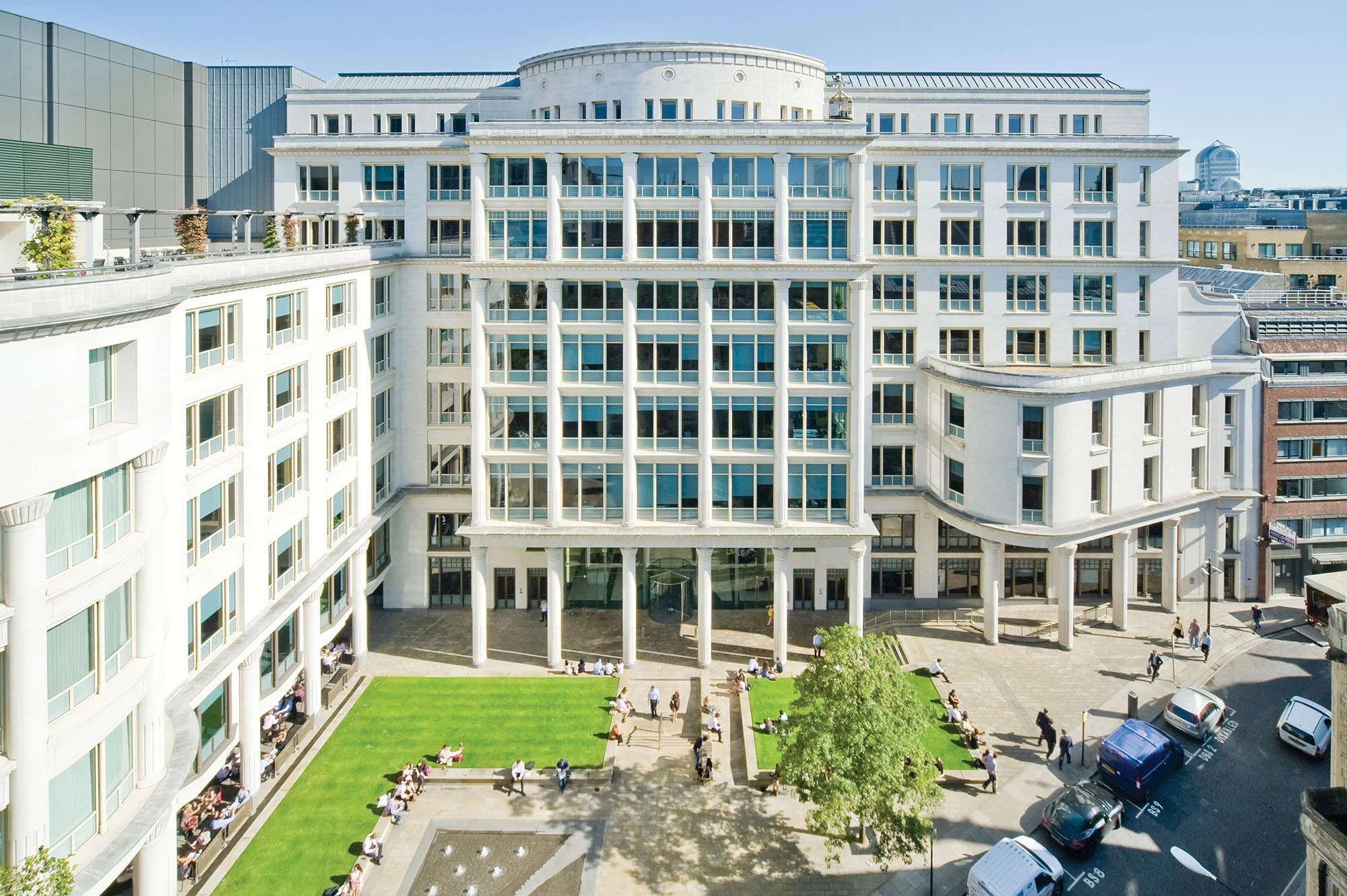 Woolgate Exchange Courtyard.jpg