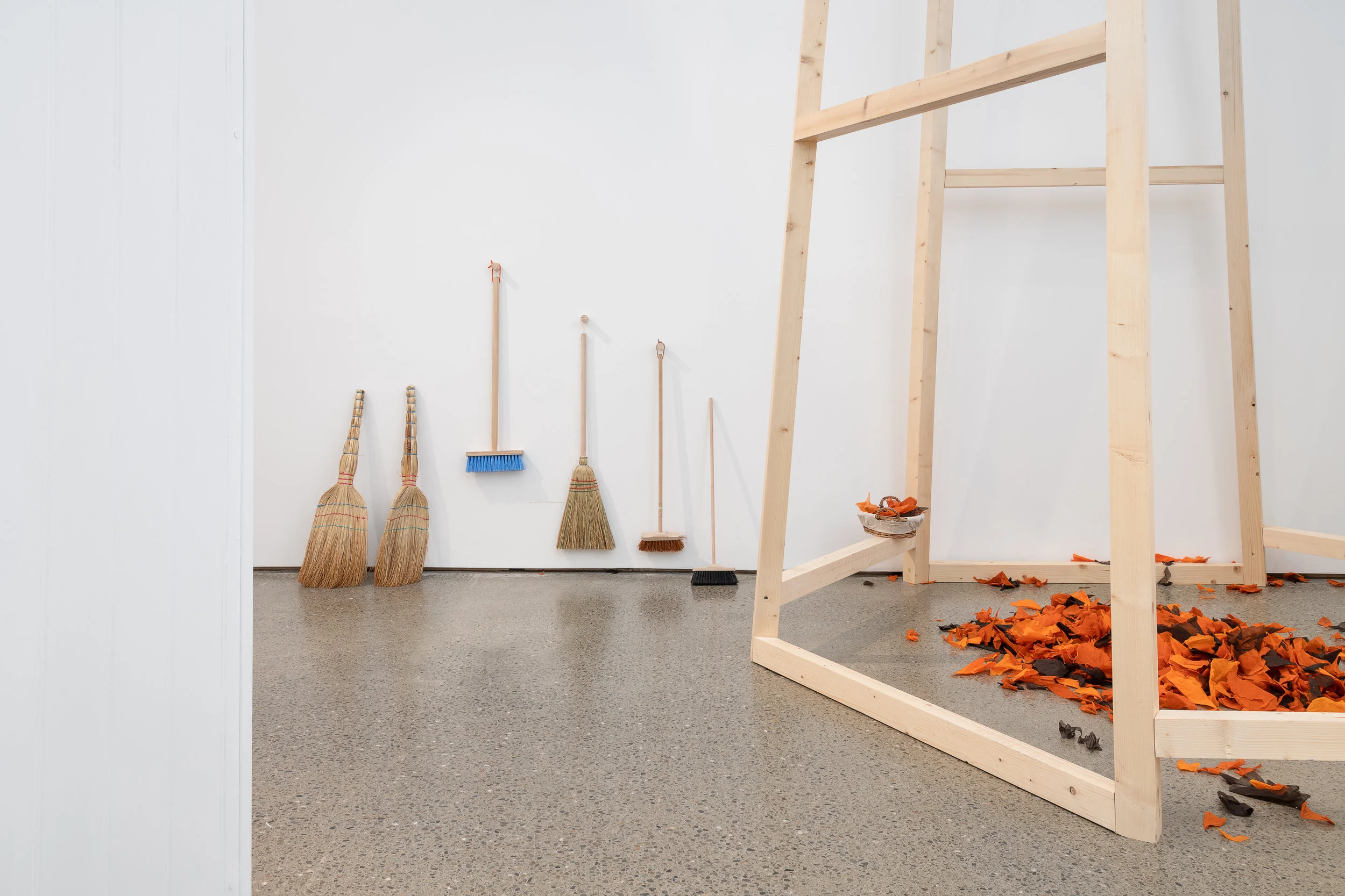 Mobile Element - Organdy leaves, brushes and brooms for sweeping Caoimhe Kilfeather Photo by Jed Niezgoda