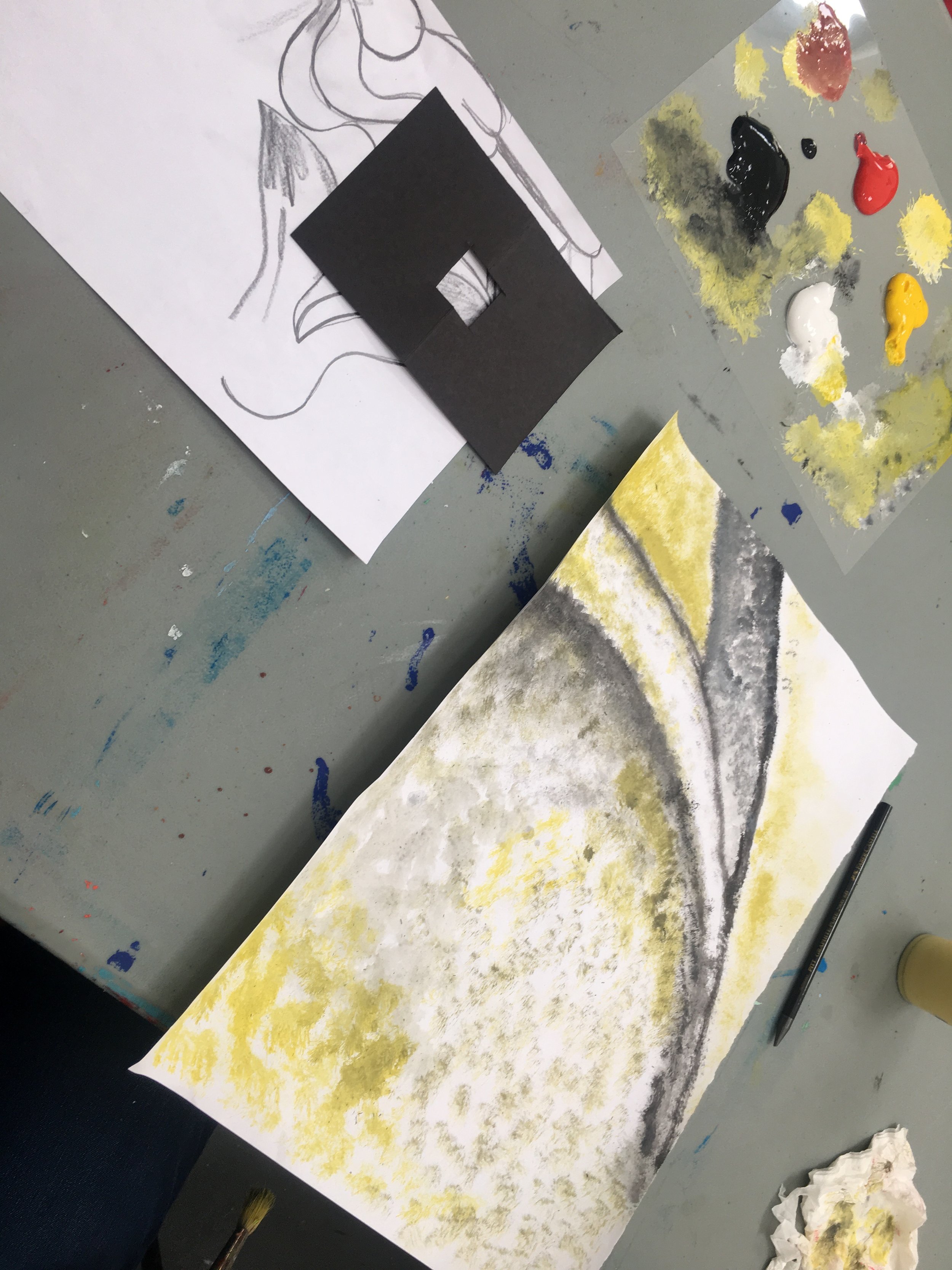  Participants created frames to isolate details on their drawings, these details were then blown up into an abstract composition in a second artwork 