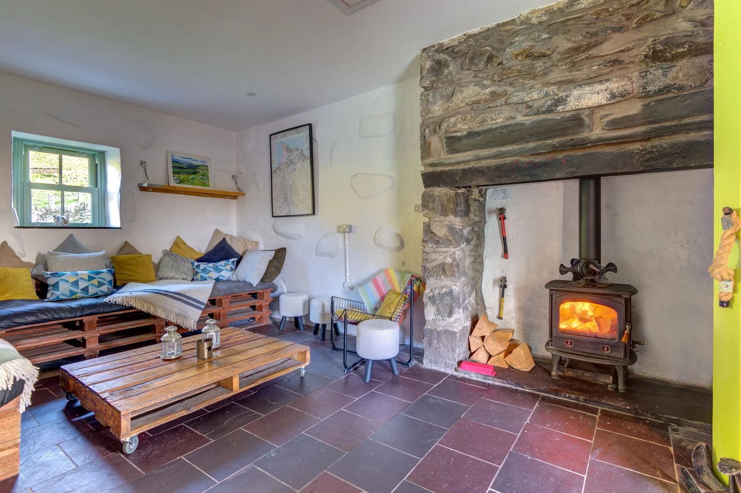 View of Off-grid private self catering accommodation in Llanberis Snowdonia