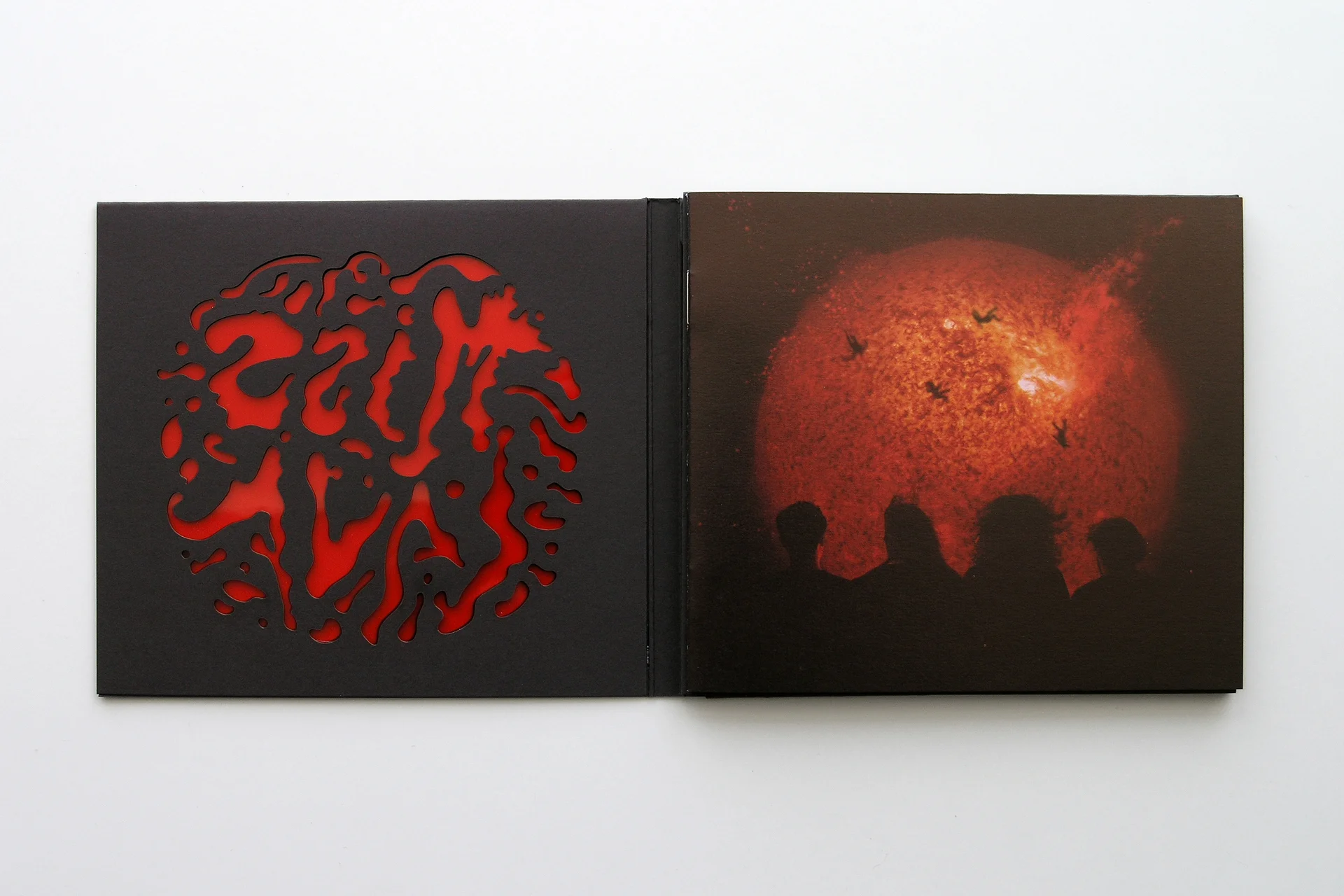 RedSuperGiant_1_0002_Layer 10.jpg