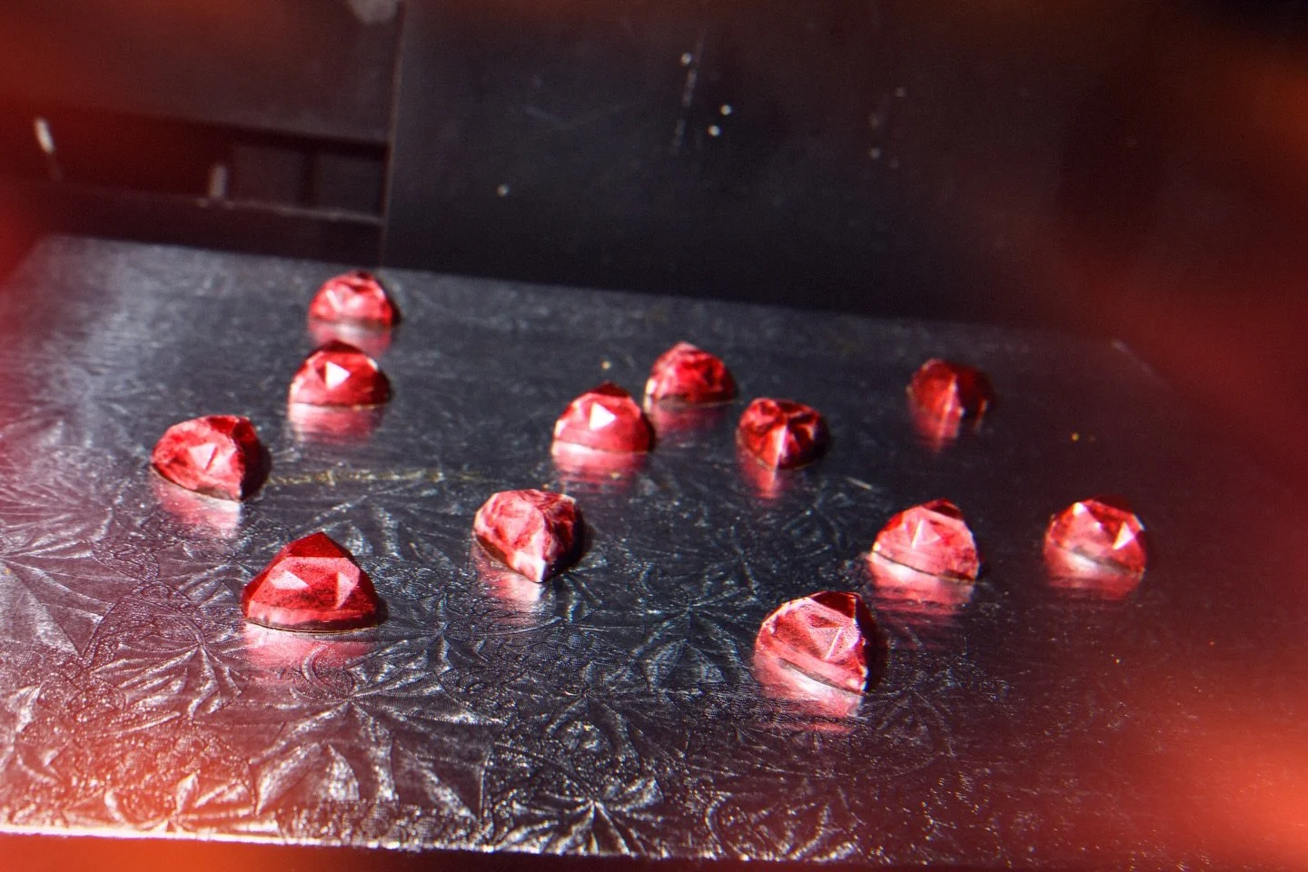 shaking the winter 🧊 with some &hearts;️s for @a24 at the @eaglenyc for the @pillionmovie premiere 

📸 // Deont&eacute; Lee // BFA.com