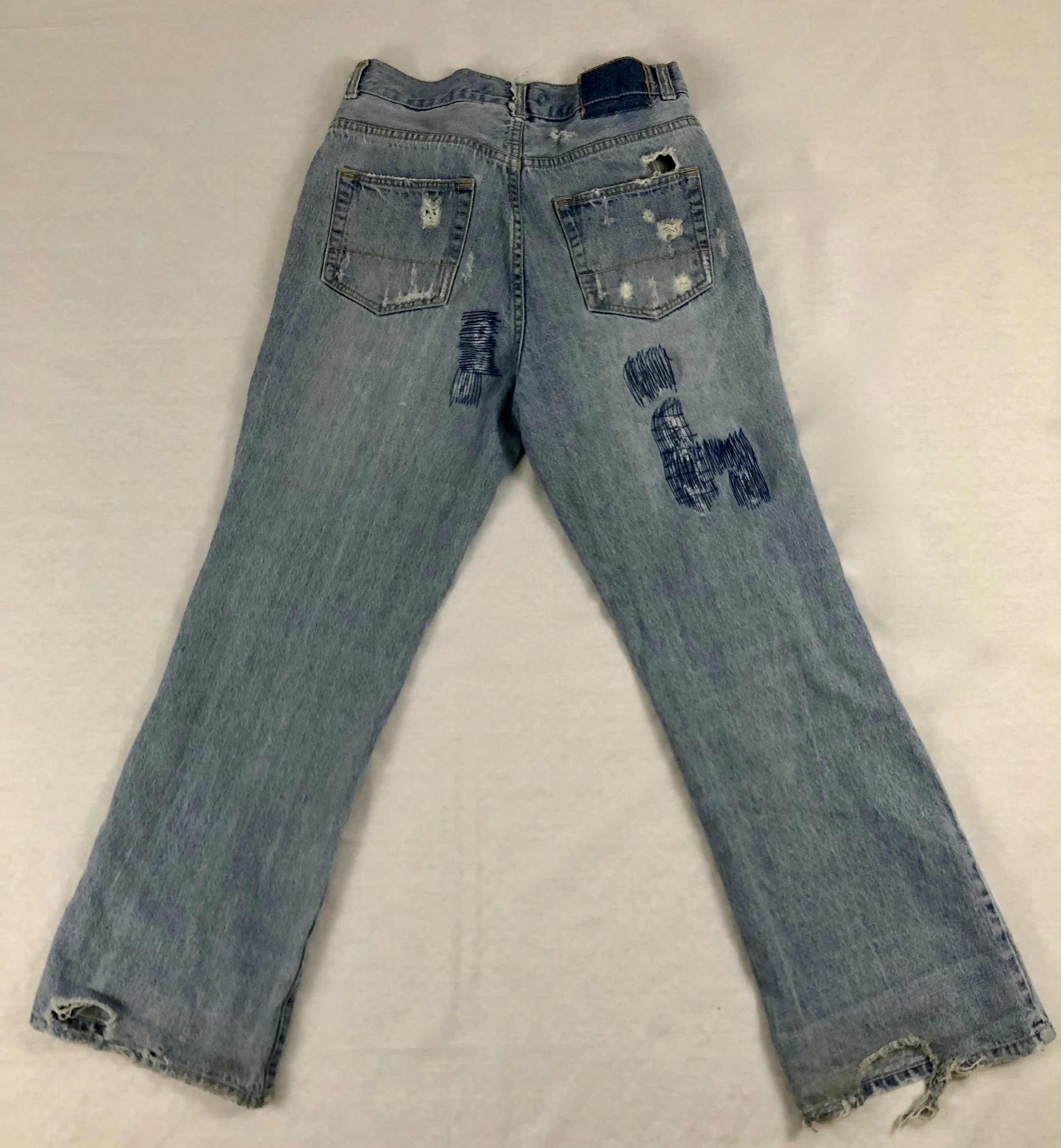 Levi's Size 34x30 — denimrepair.com
