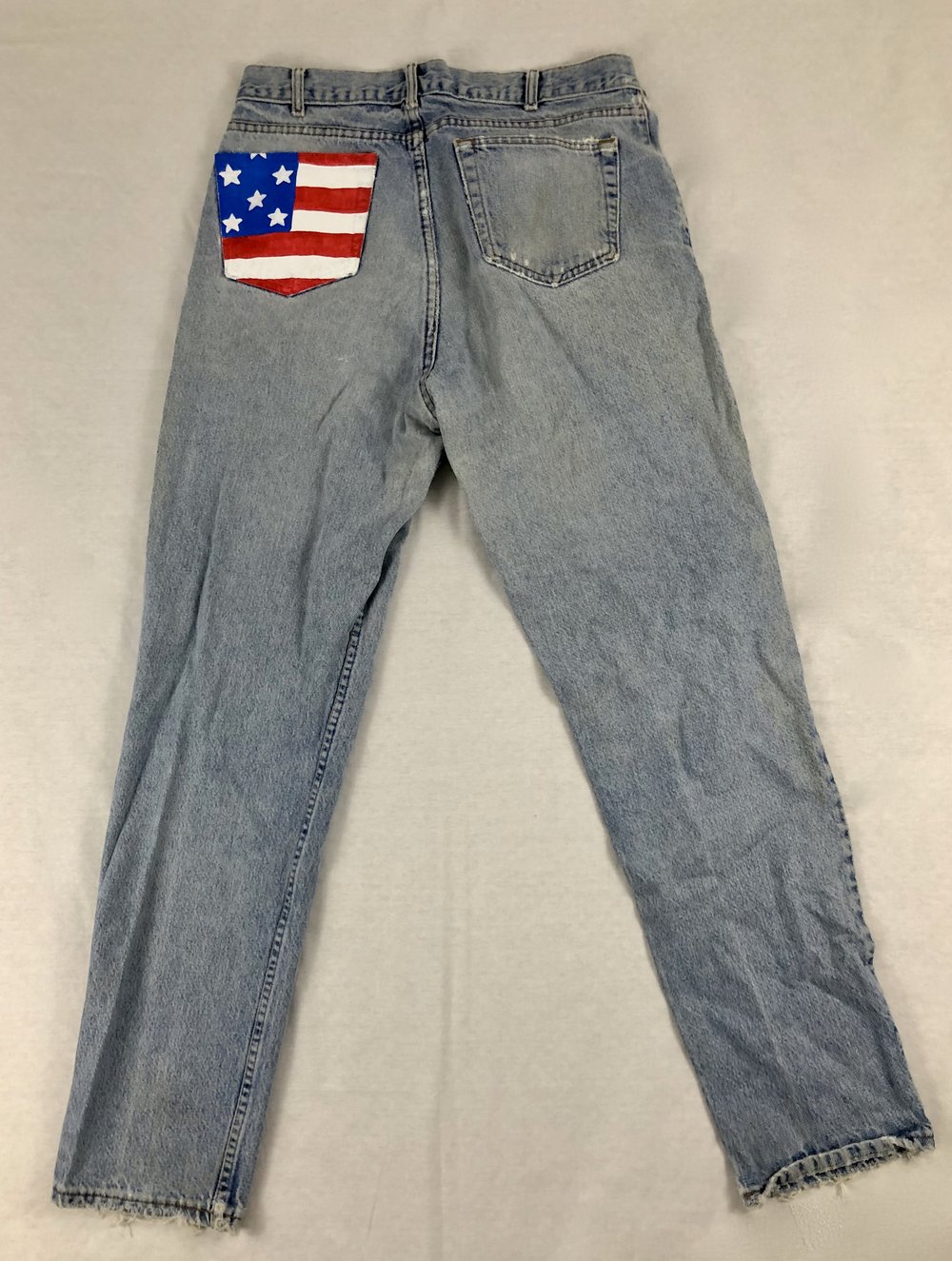 Levi's With Painted Flag Pocket Size 35x33 — 