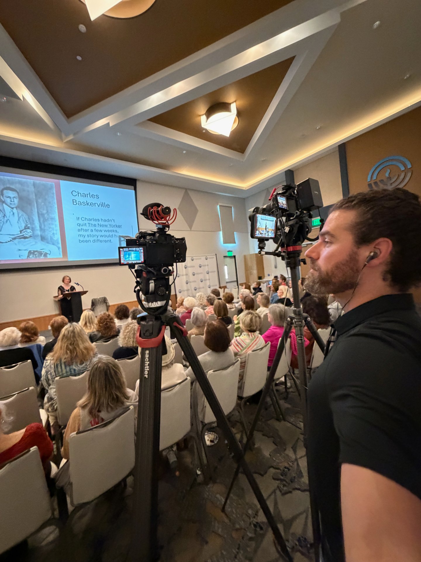 Quick BTS shot of my 2 cam setup for a fantastic production at the Jewish Federation of Greater Naples 🎥