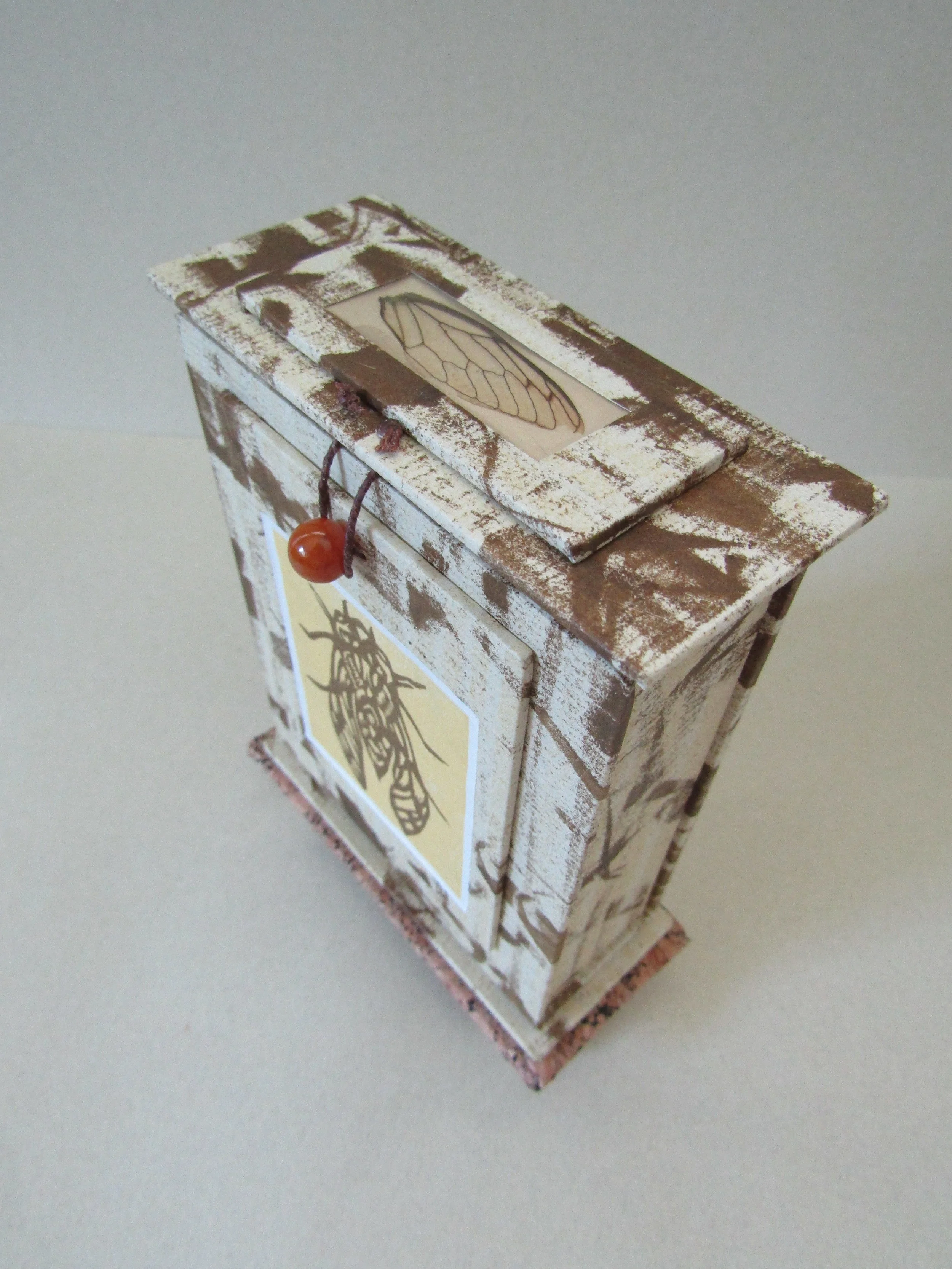 Top of the Cicada reliquary - I just love how the windows enhance the finished piece.