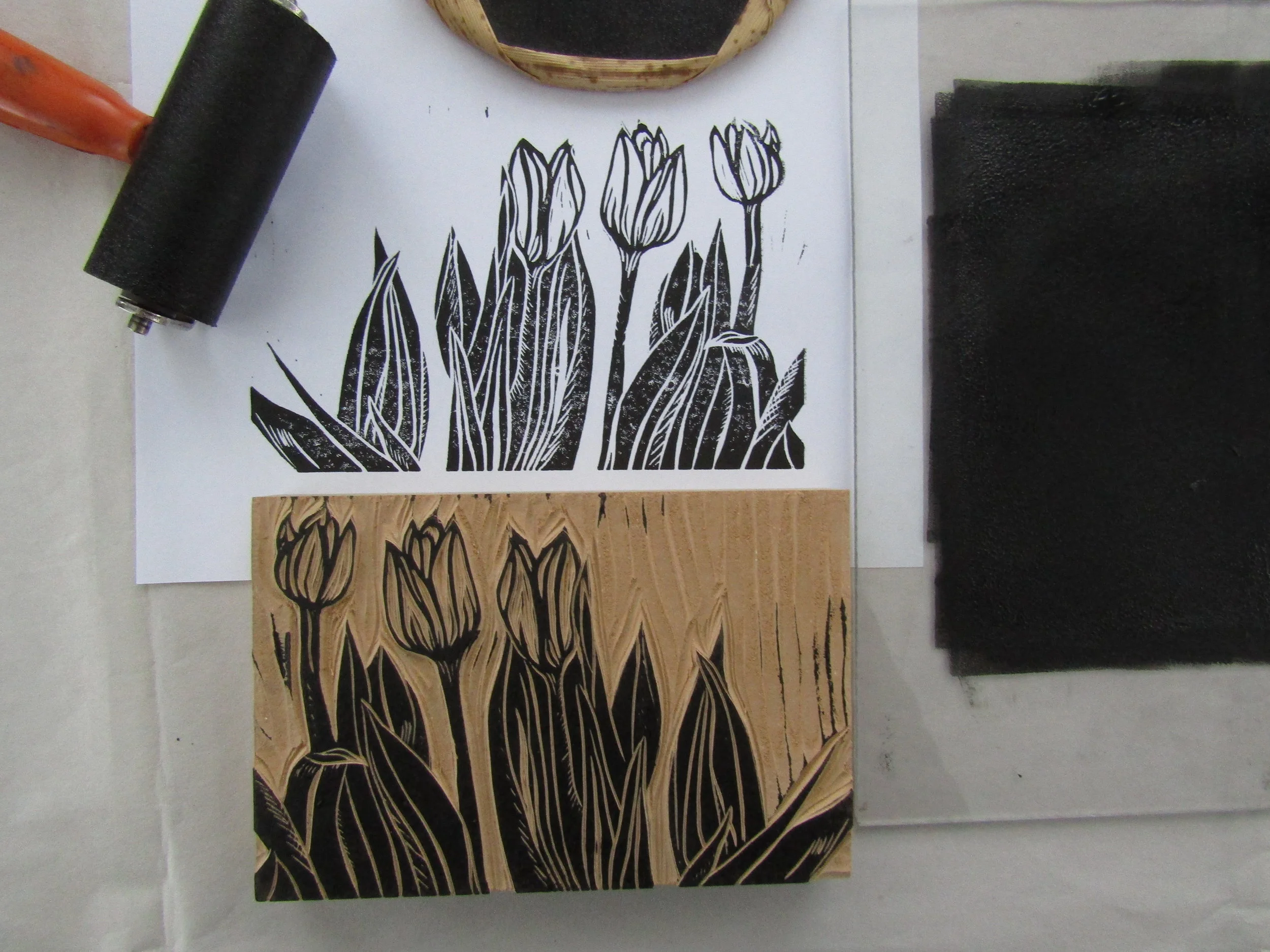 I love this print of tulips in the garden!