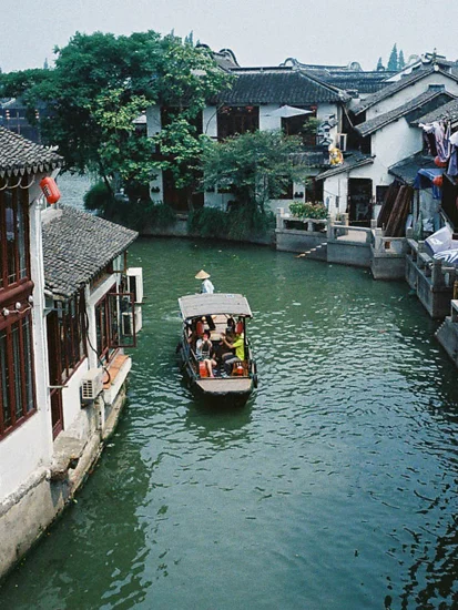 LD-WEBB_China_LowRes_00015.jpg