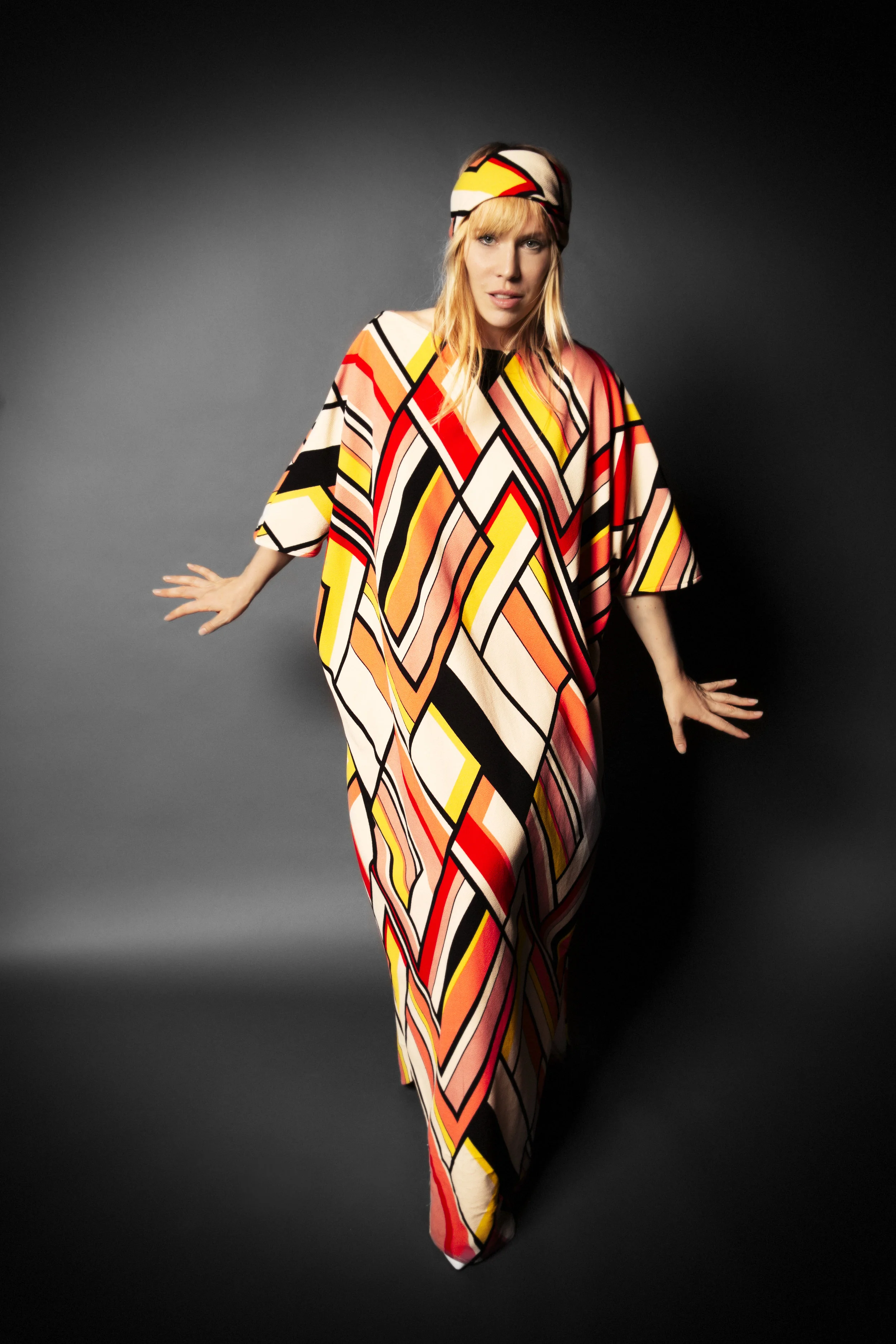 181015_Natasha_1438_RET2.jpg