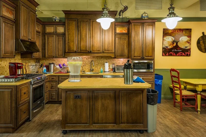 Kitchen.Middle.Shot.jpg