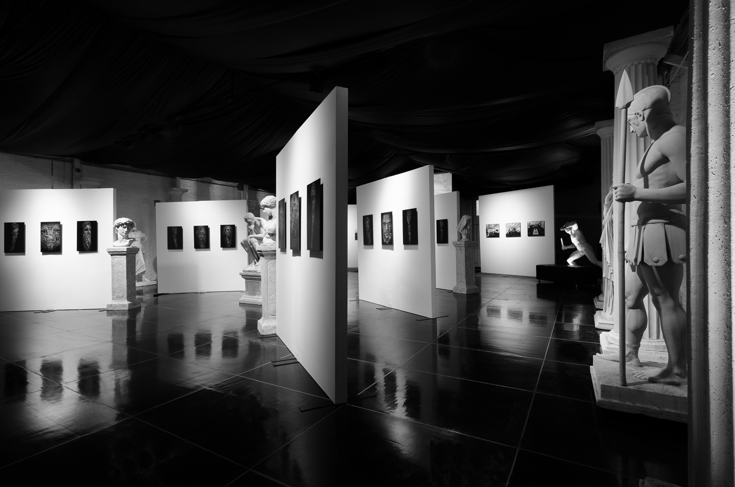 Wasim-Muklashy_Jun-Cha_The-Well_Monarc-Studios_BW_03.jpg