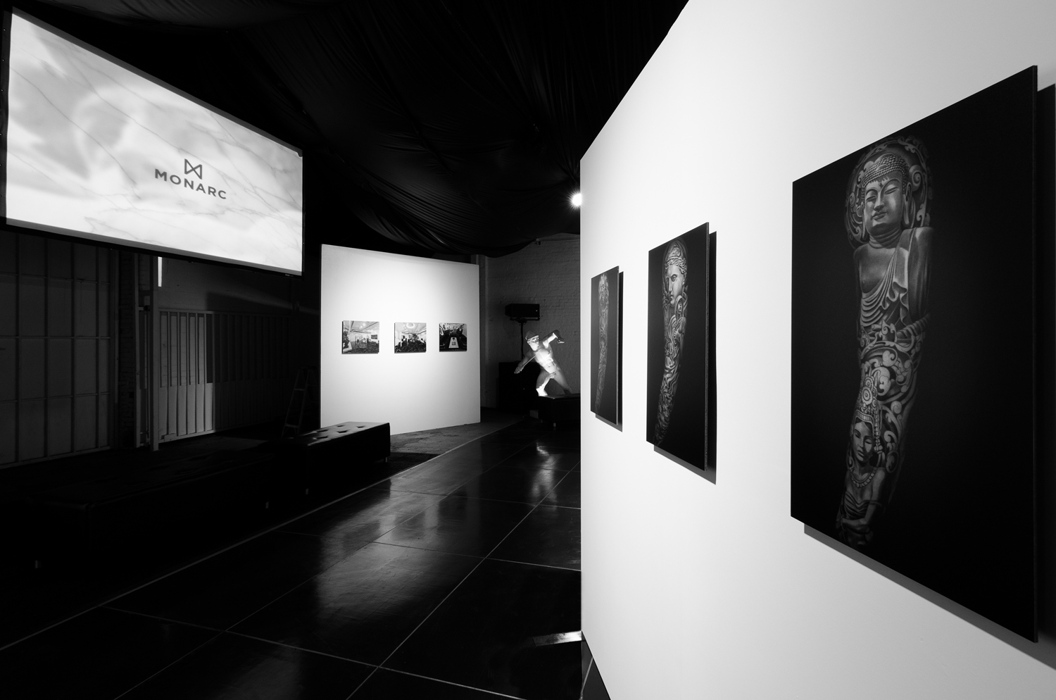 Wasim-Muklashy_Jun-Cha_The-Well_Monarc-Studios_BW_08.jpg