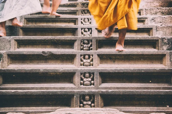 3 Weeks In Sri Lanka - Part 6 : The Solo Journey Continues. Next Stop: Kandy - The Cultural Capital Of Sri Lanka