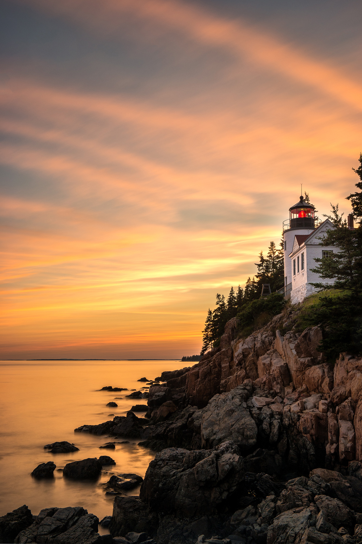 Wasim-Muklashy-Photography_Samsung-NX1_Maine_Bass-Harbor-Head-Lighthouse_Acadia-National-Park_-SAM_5984_1800pxB.jpg