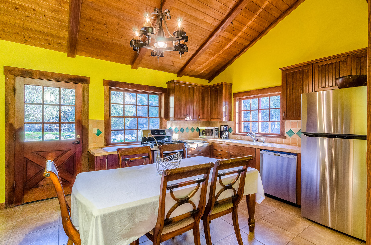 Wasim Muklashy Photography_Three Rivers Ranch_Interiors_01.jpg