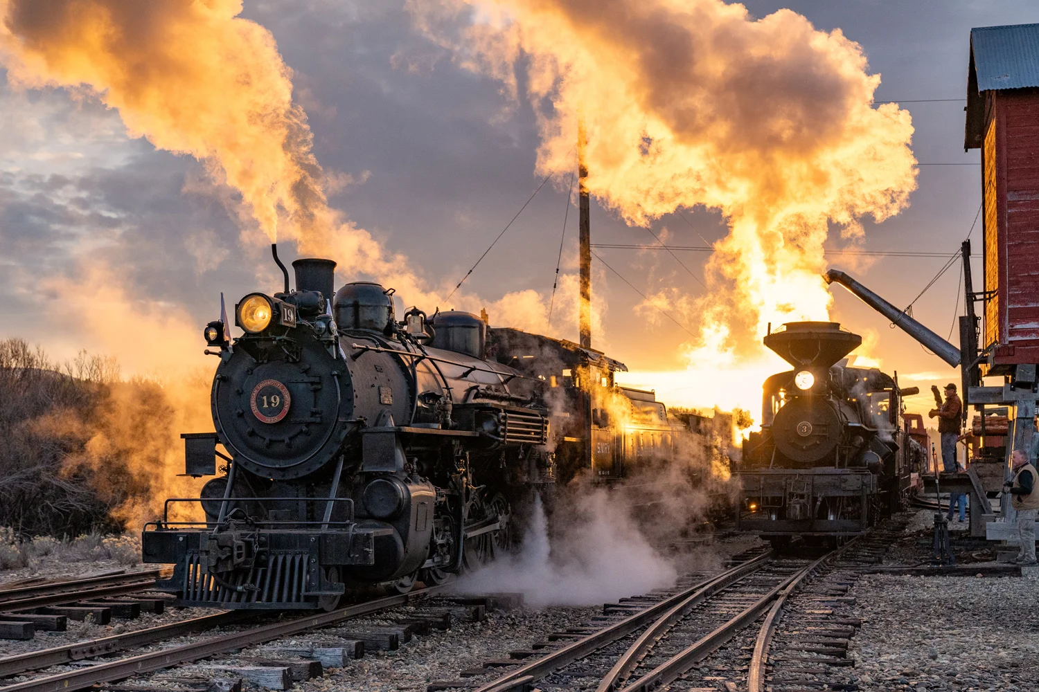 How Do You Do An Oregon Fall Photography Road Trip? RVs, Railroads &amp; Flu-Shots - That's How!