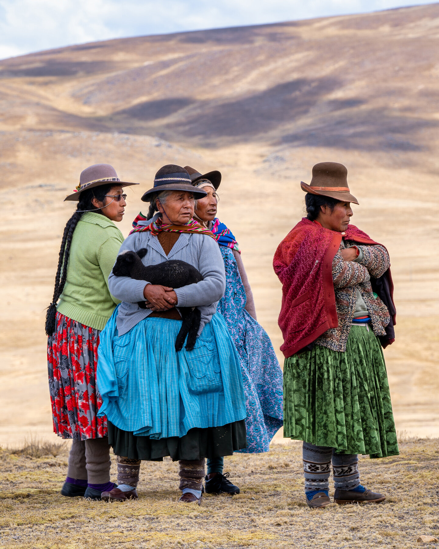 103_Wasim Muklashy Photography_Andes Mountains_Peru_Quechua Benefit_Picotani_Vicuna Chaccu_.jpg