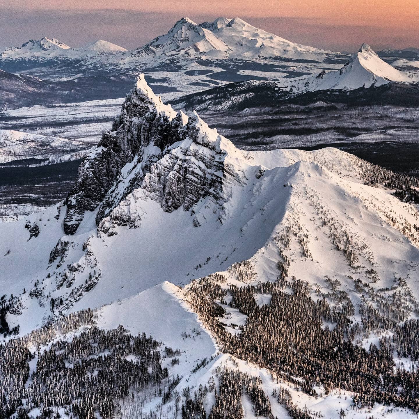 Here's another one from that insanely wonderfully ridiculouly supercalifragilistic sunset flight over the Cascades on Wednesday afternoon to add to yesterday's set. And there may be a few more coming...
-
A Bend, Oregon zen moment byWasim.com
www.ins