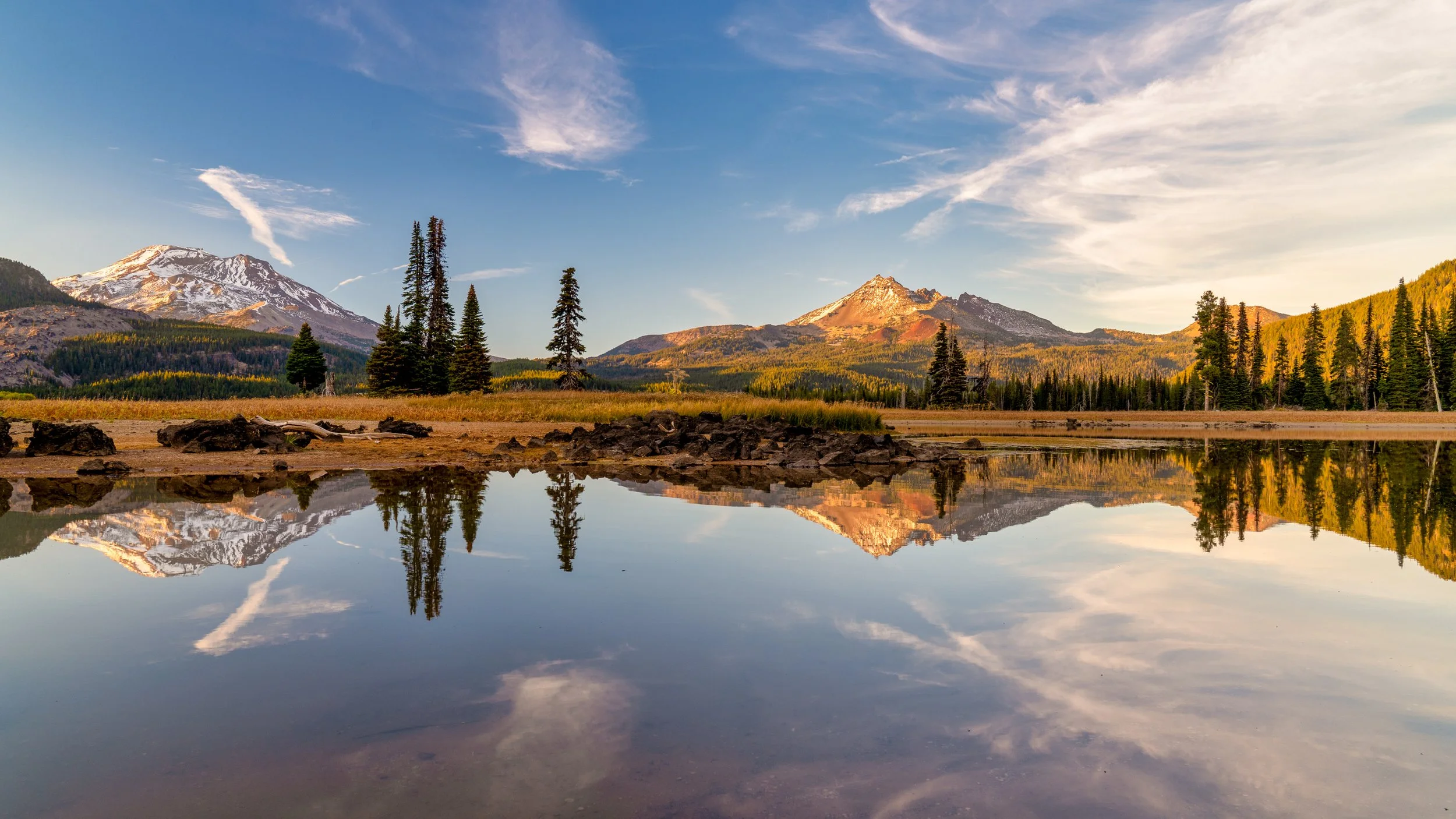 004_Sparks Lake Oregon_Bend Oregon_Three Sisters_Cascade Mountains_Photography by Wasim Muklashy_3600px.jpg