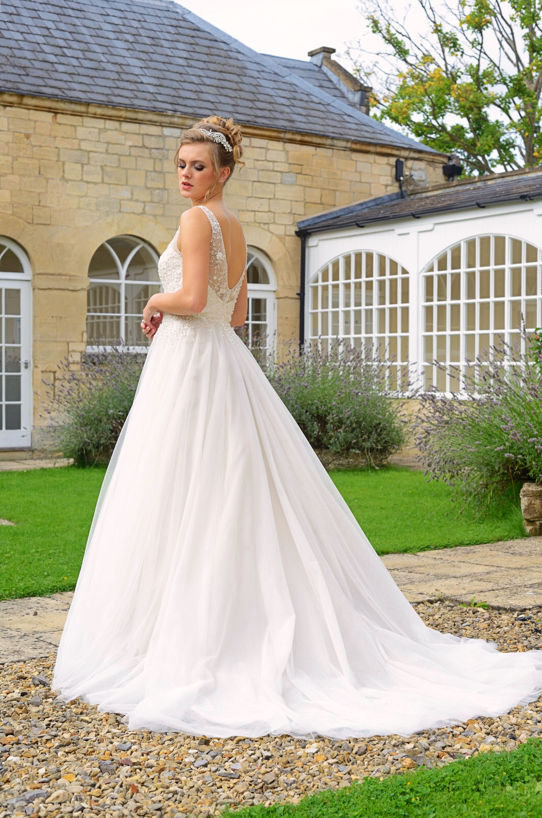 catherine-parry-faye-back.jpg