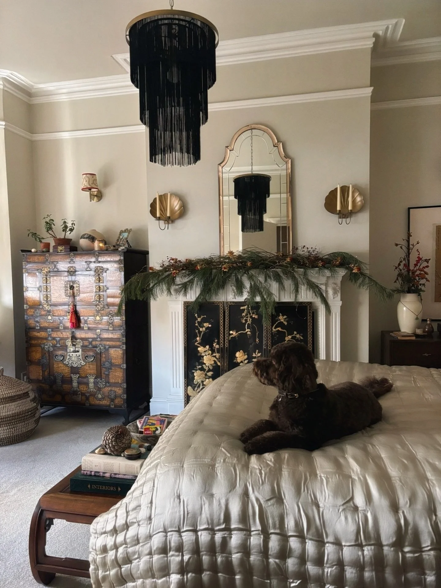 Thankfully, the lurgey is only mild which means I&rsquo;ve been able to potter, decorate and rejig things at home. 

In recent years I&rsquo;ve developed a fondness of garlands, possibly due to laziness as you can drape a mantle piece in fir and pine