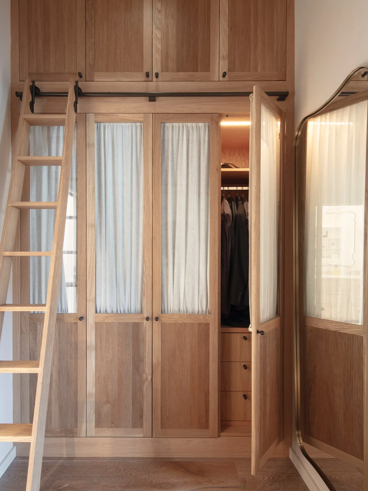Closet Confessions

No skeletons to be found in mine, only a few cobwebs and Imelda Marcos levels of proclivity for shoes. 

This wardrobe (as we say in England) is much more spick and span. 

Orderliness aided by the well planned pair of his and her