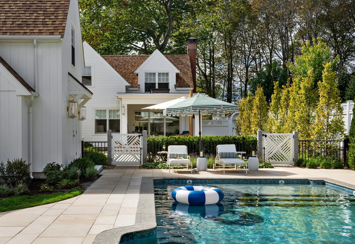 Karosis CA RAG laurel 20250926 DSC4360.jpg