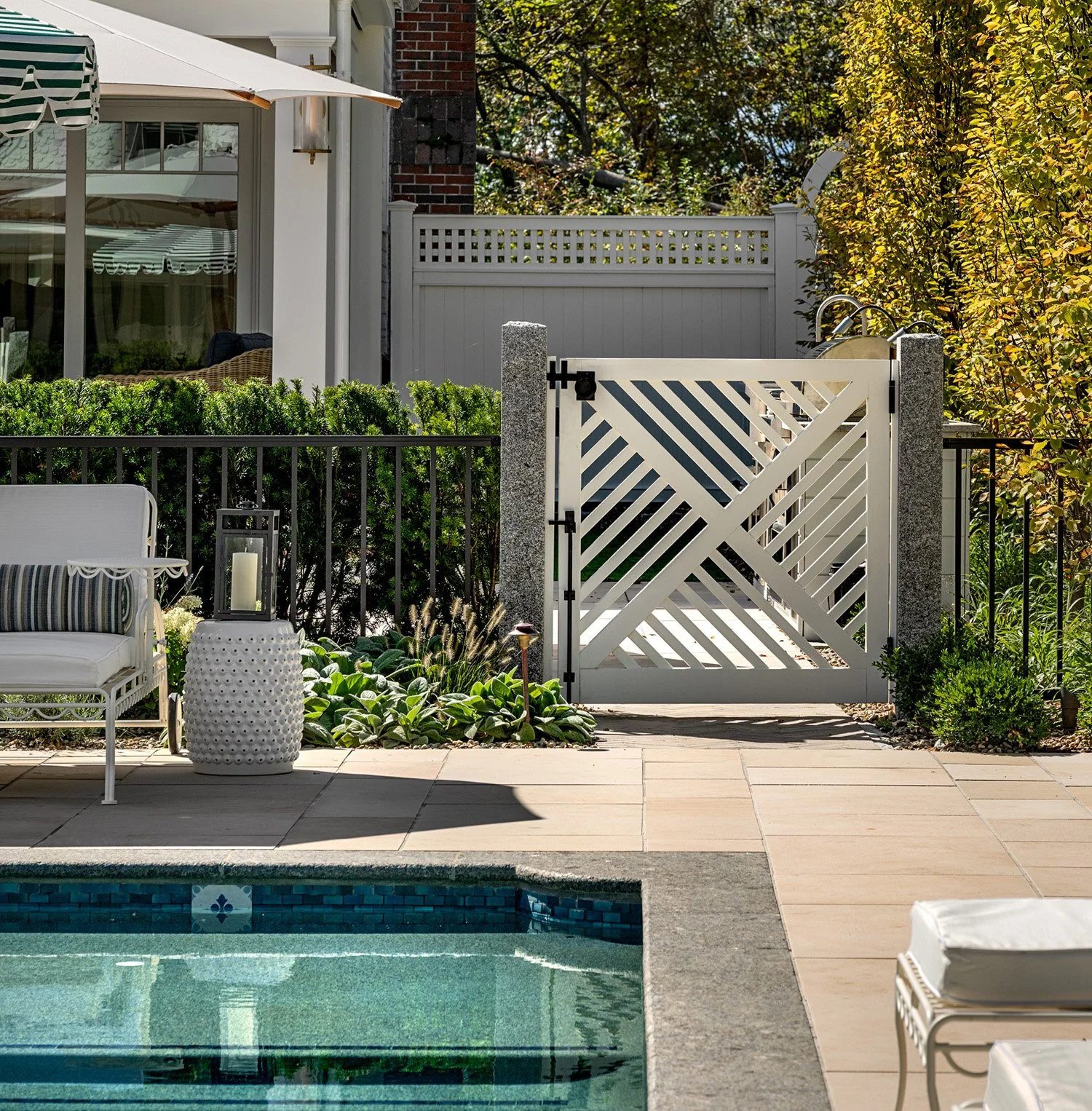 Karosis CA RAG laurel 20250926 DSC4381 V2.jpg