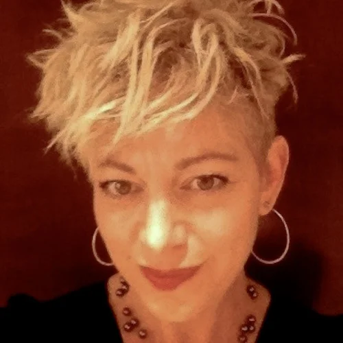 Jen's Theater Headshot.jpeg