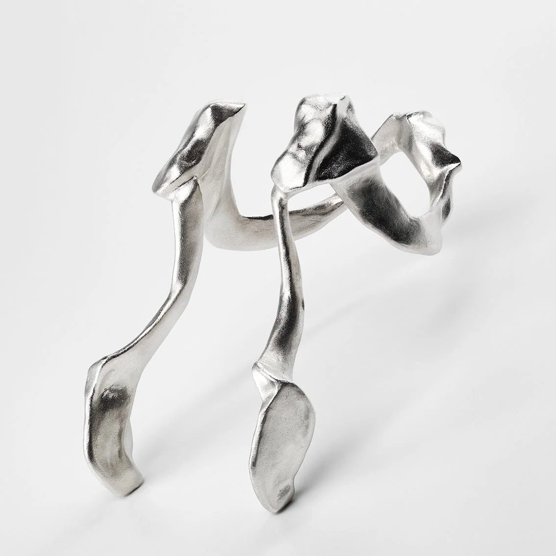 Oleka Cuff