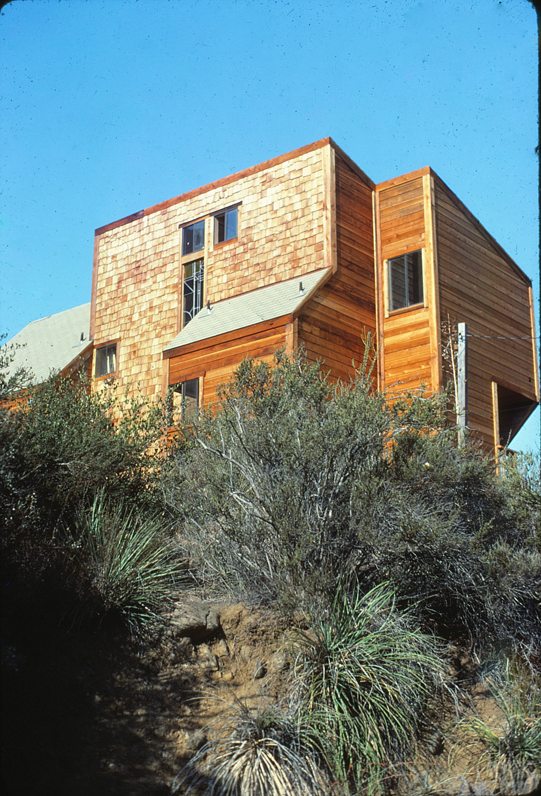 House at Malibu Lake, CA (Sage Design)