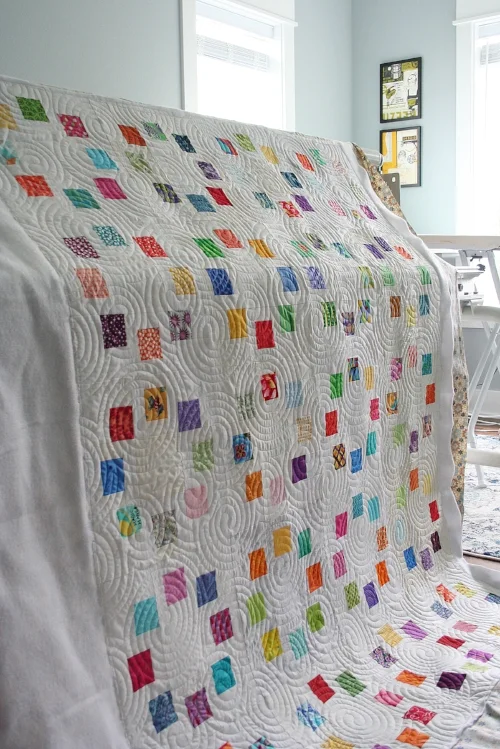 Maker: Bobbi Dougherty Pattern: Circle of Friends Pantograph: Overlapping Crop Circles by Jessica Schick