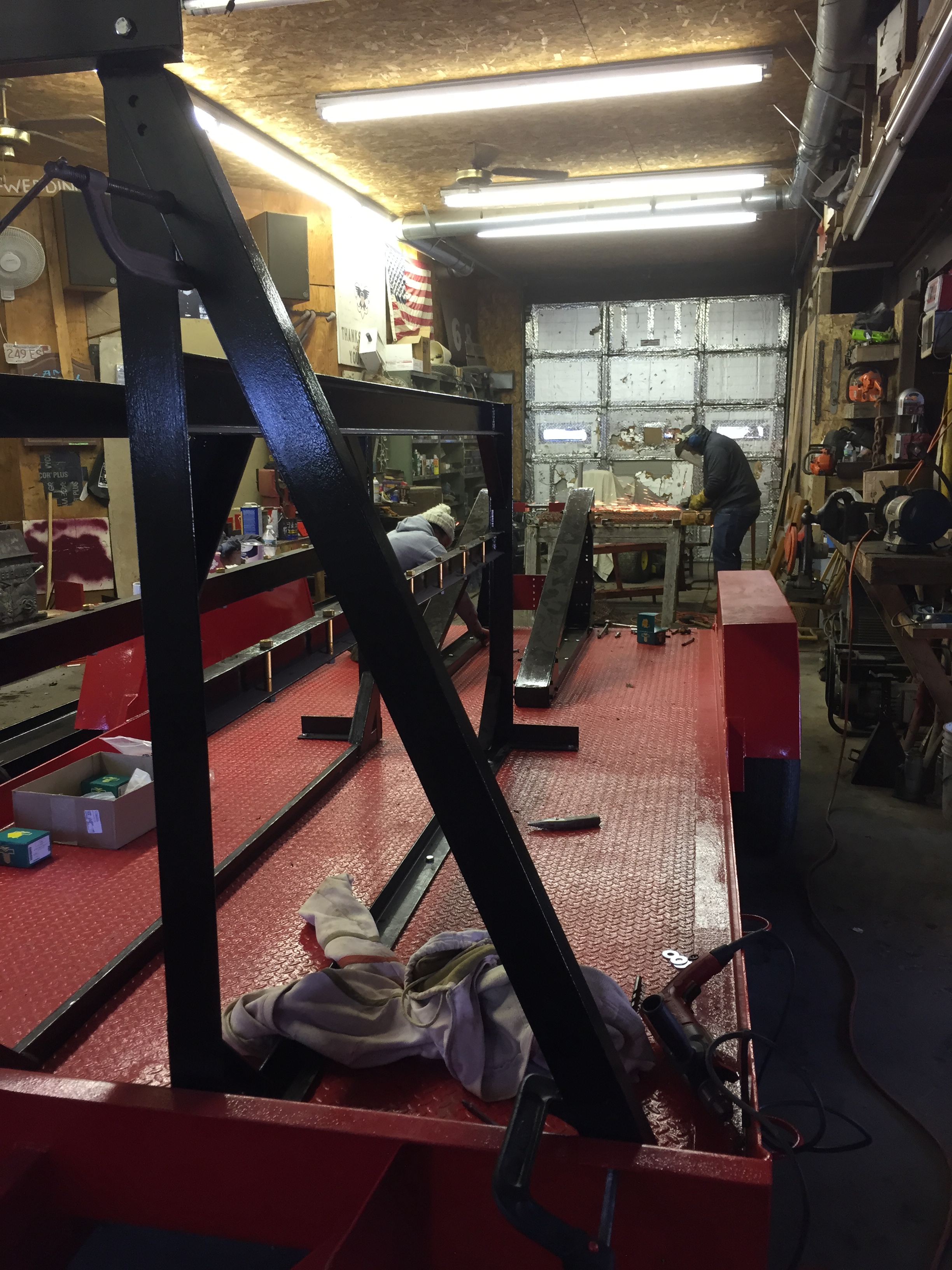  Side braces for additional support 