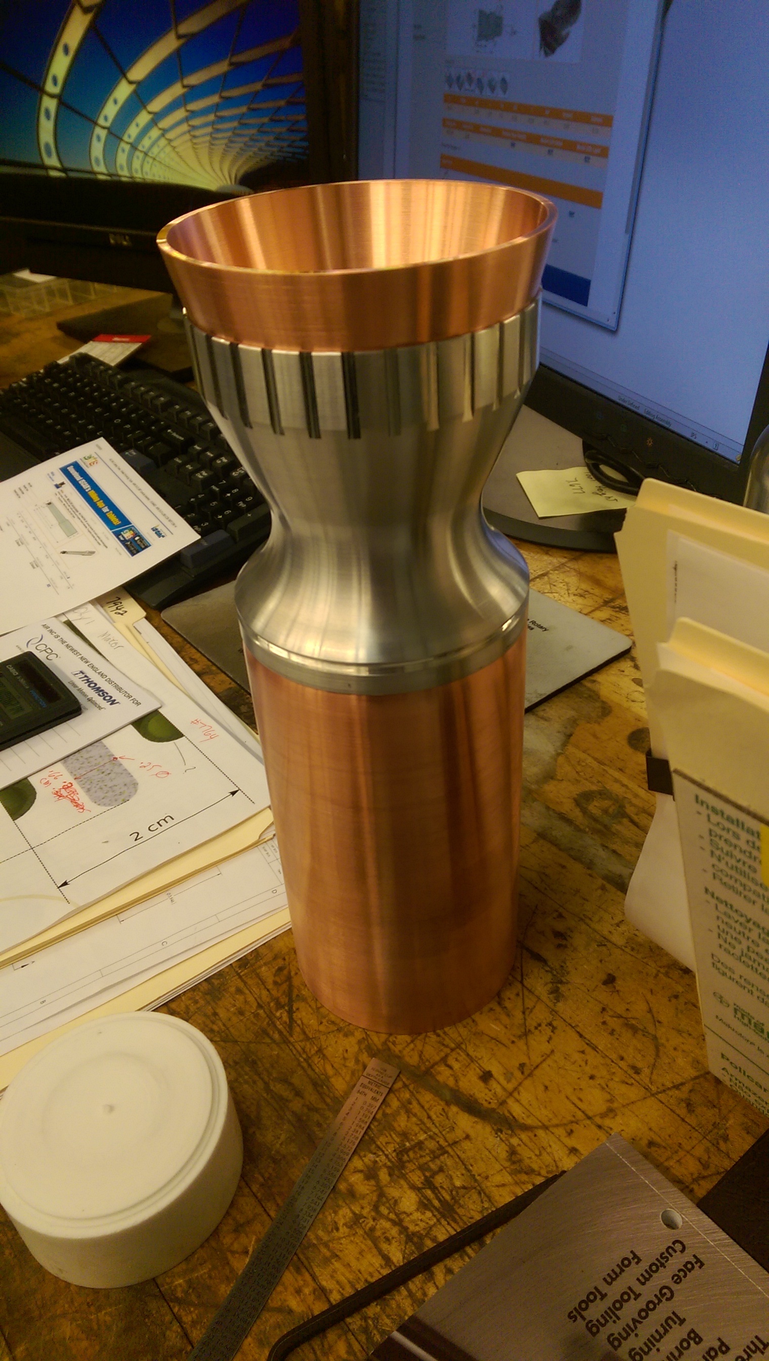 Lotus Dev combustion chamber with chamber saddle