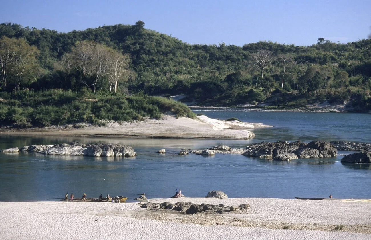 nongkhnum riverisland.jpeg