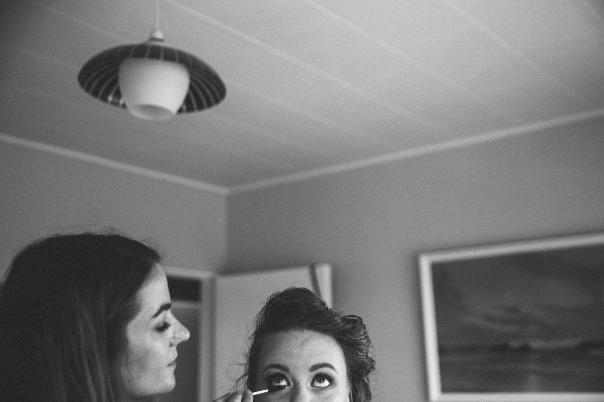 Sarah_McEvoy_Titahi_Bay_Wedding_005.jpg