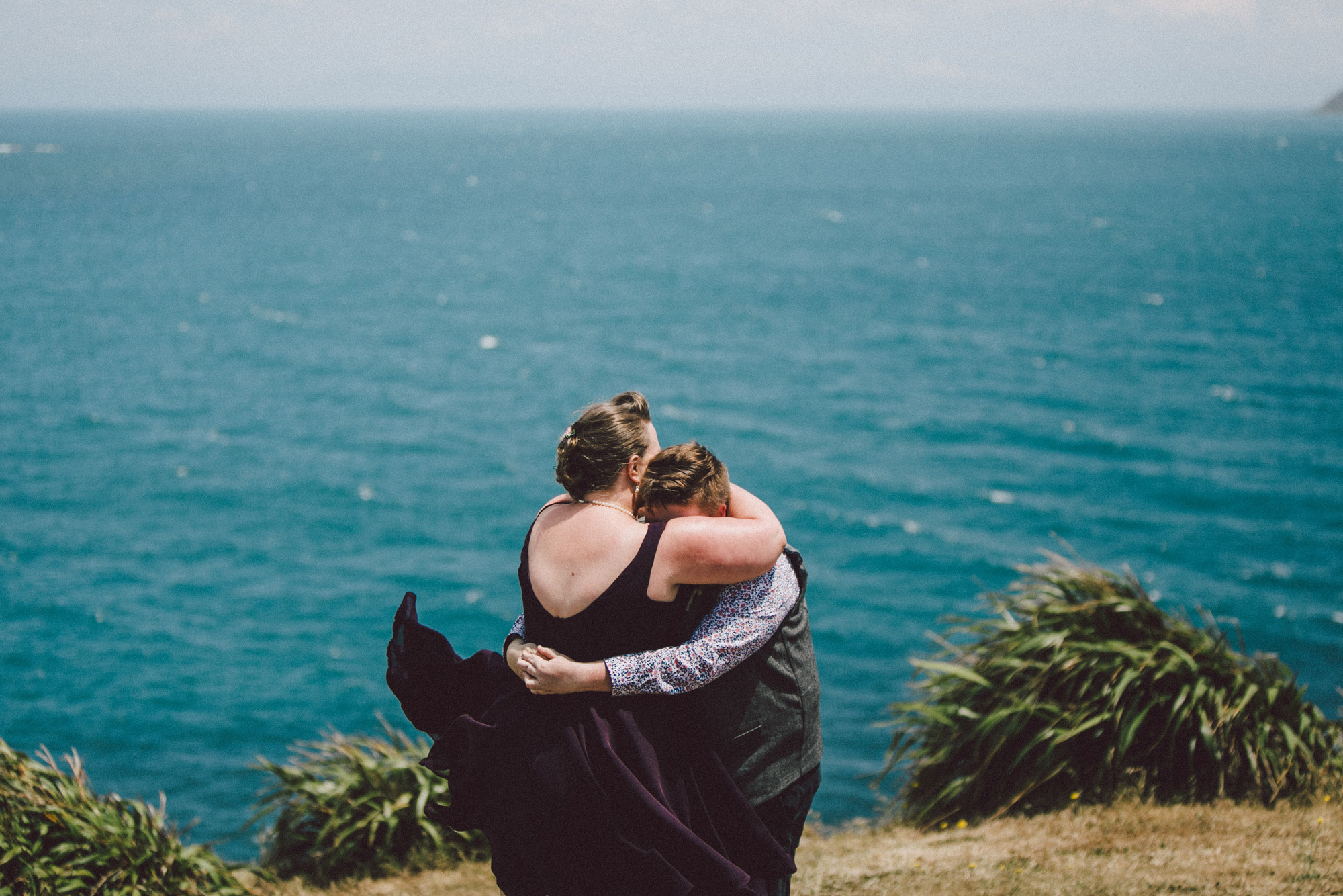 Sarah_McEvoy_Titahi_Bay_Wedding_016.jpg