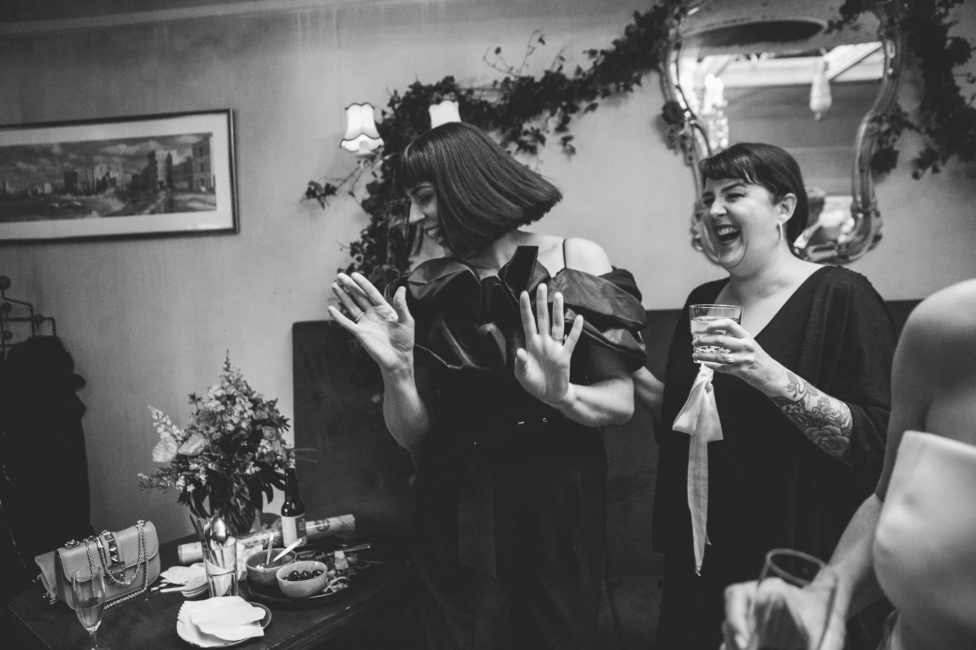 Sarah_ McEvoy_Photography_Wellington_City_Wedding_065.jpg