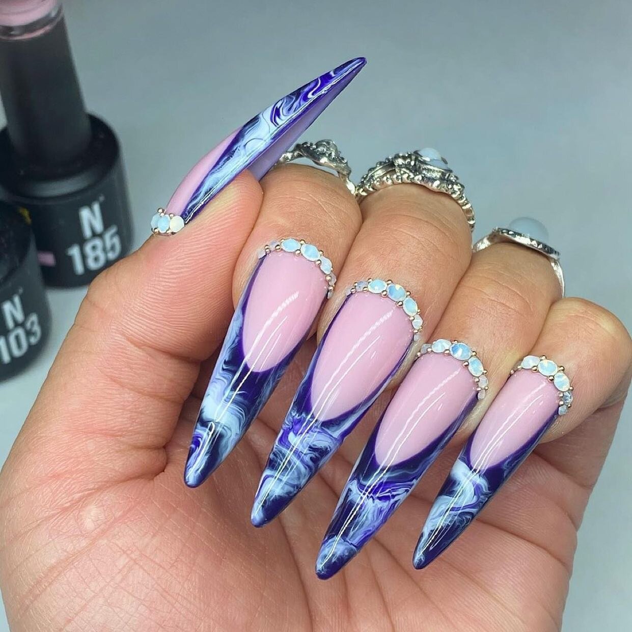 Book with @ninahottips
Hot Tips Nail Lounge of Rockaway
☎️ 973-983-8899
📍 170 US. 46 Rockaway, NJ

👑 @ninahottips

#nails #naildesign #design #acrylicnails #uvgelnails #nailsofinstagram #nailart #summernails #acrylic #buildergel #u&ntilde;as #u&nti