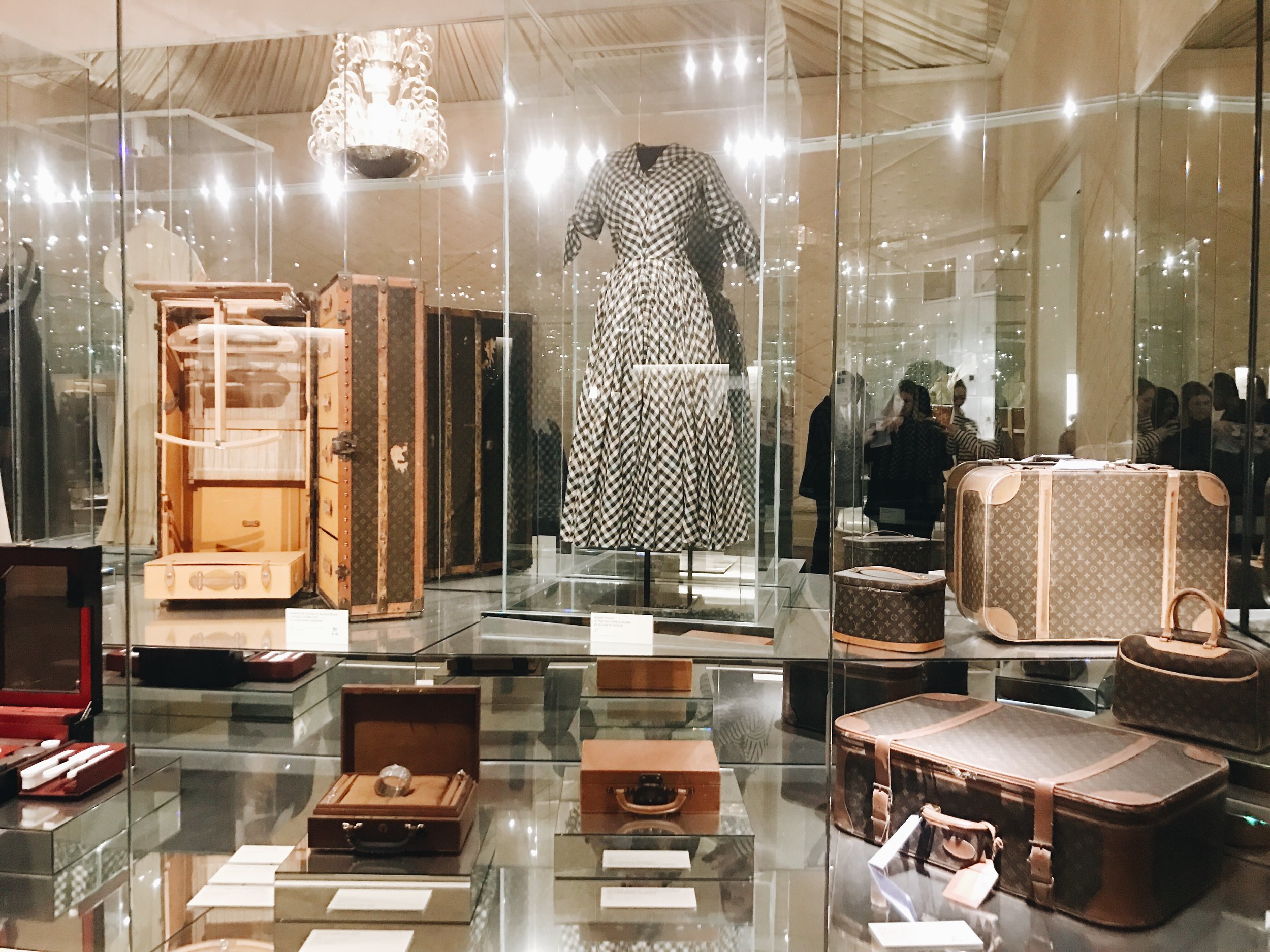 Volez, Voguez, Voyagez: The History of Louis Vuitton — // TOMFORDE //