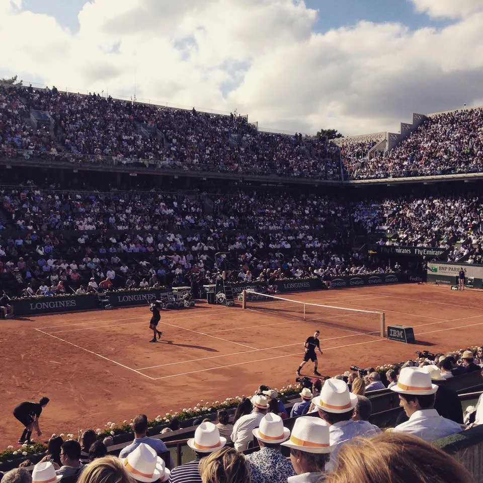 Tsonga riding on the home crowds support