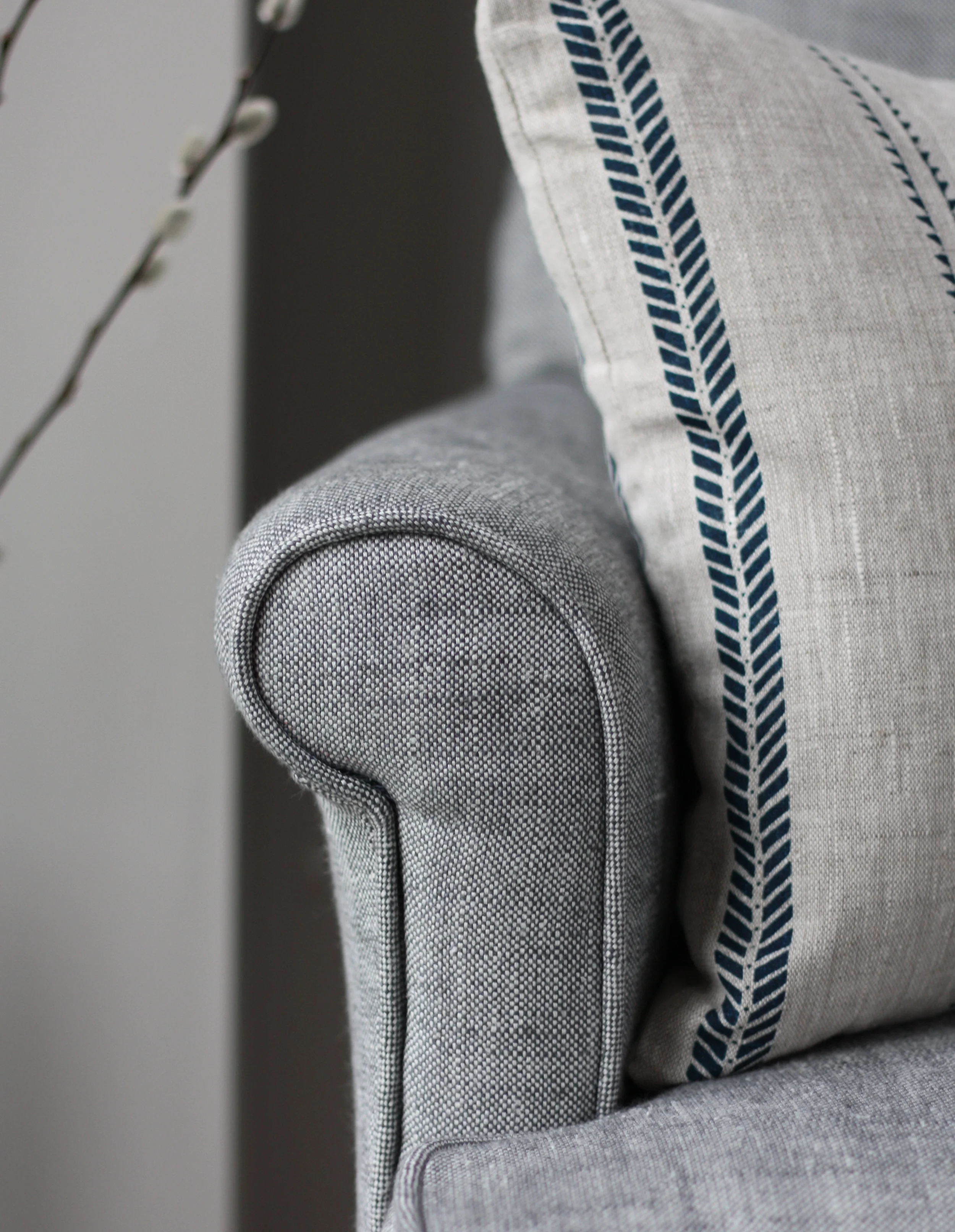 Plain Grey Linen Woven Fabric Zoe Glencross Plain Grey Linen Woven Fabric Zoe Glencross