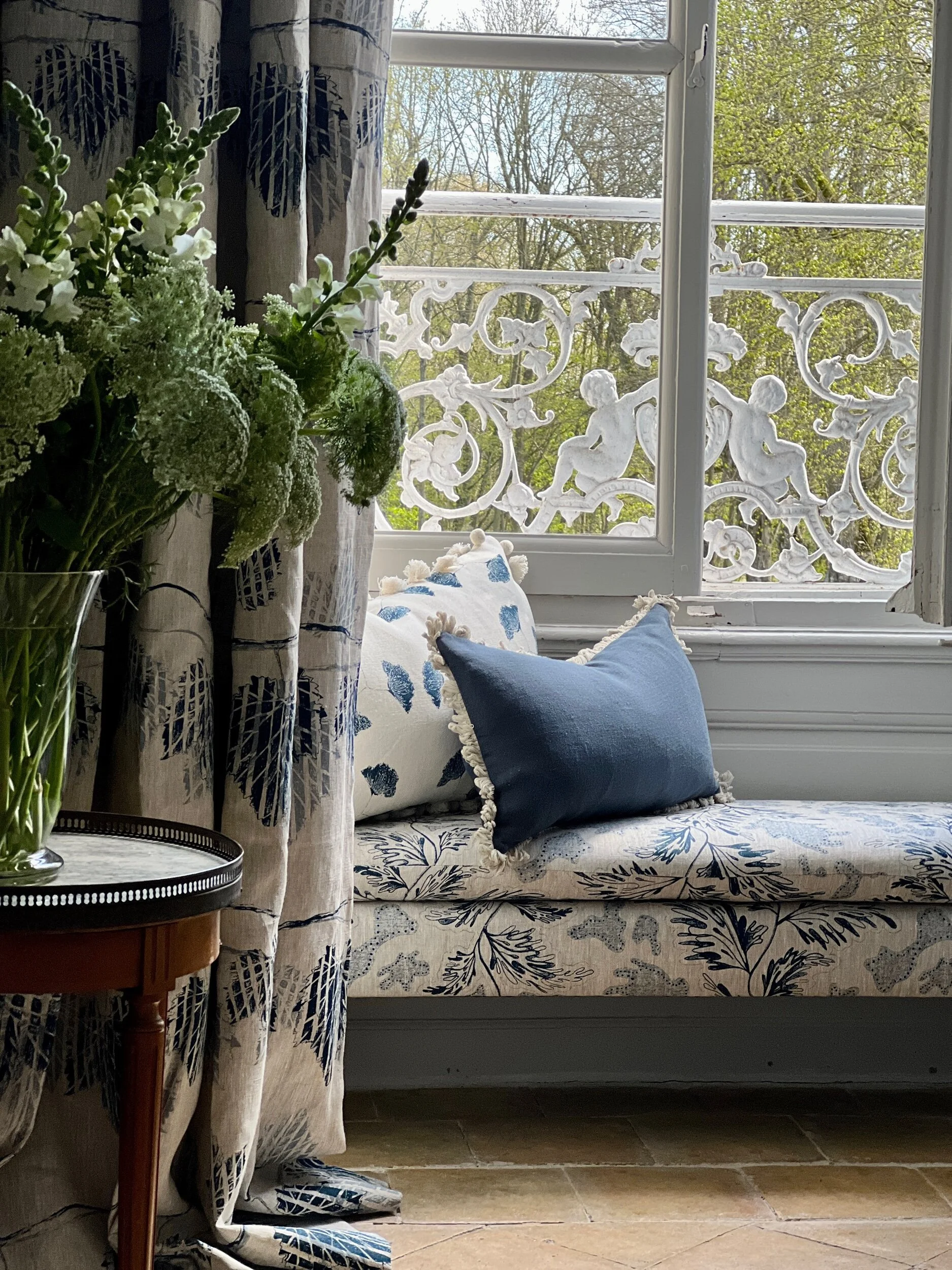 4705908B-7E58-4215-AD66-461DDE3C135D