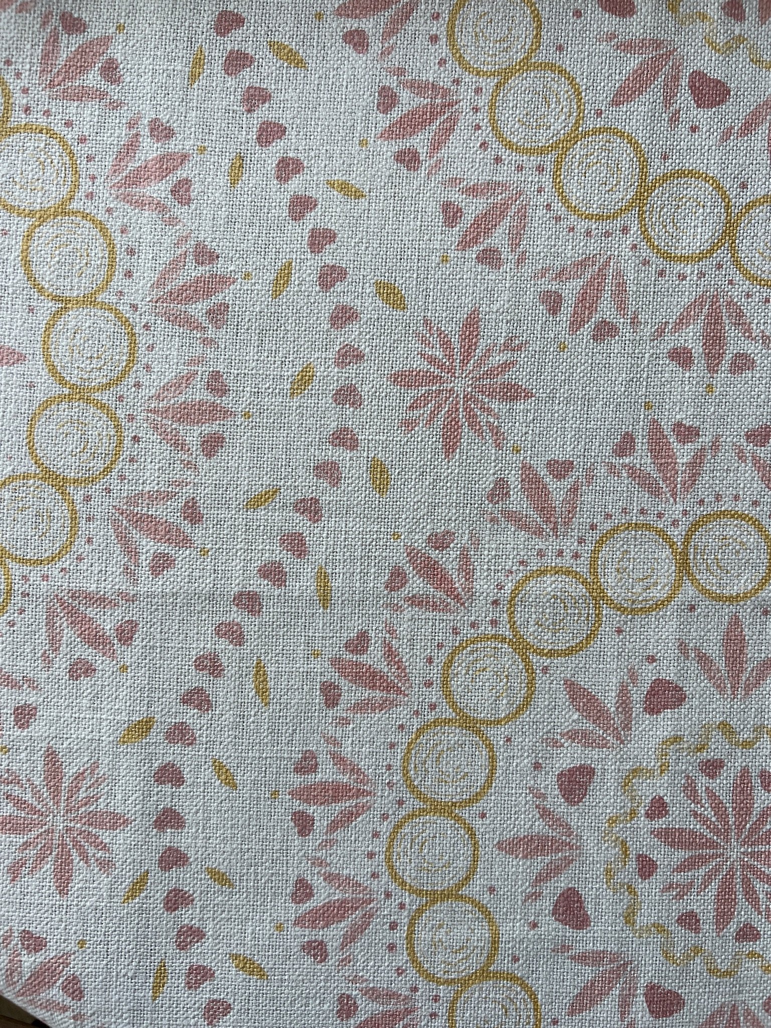 Palma Sol Melba Trio Swatch