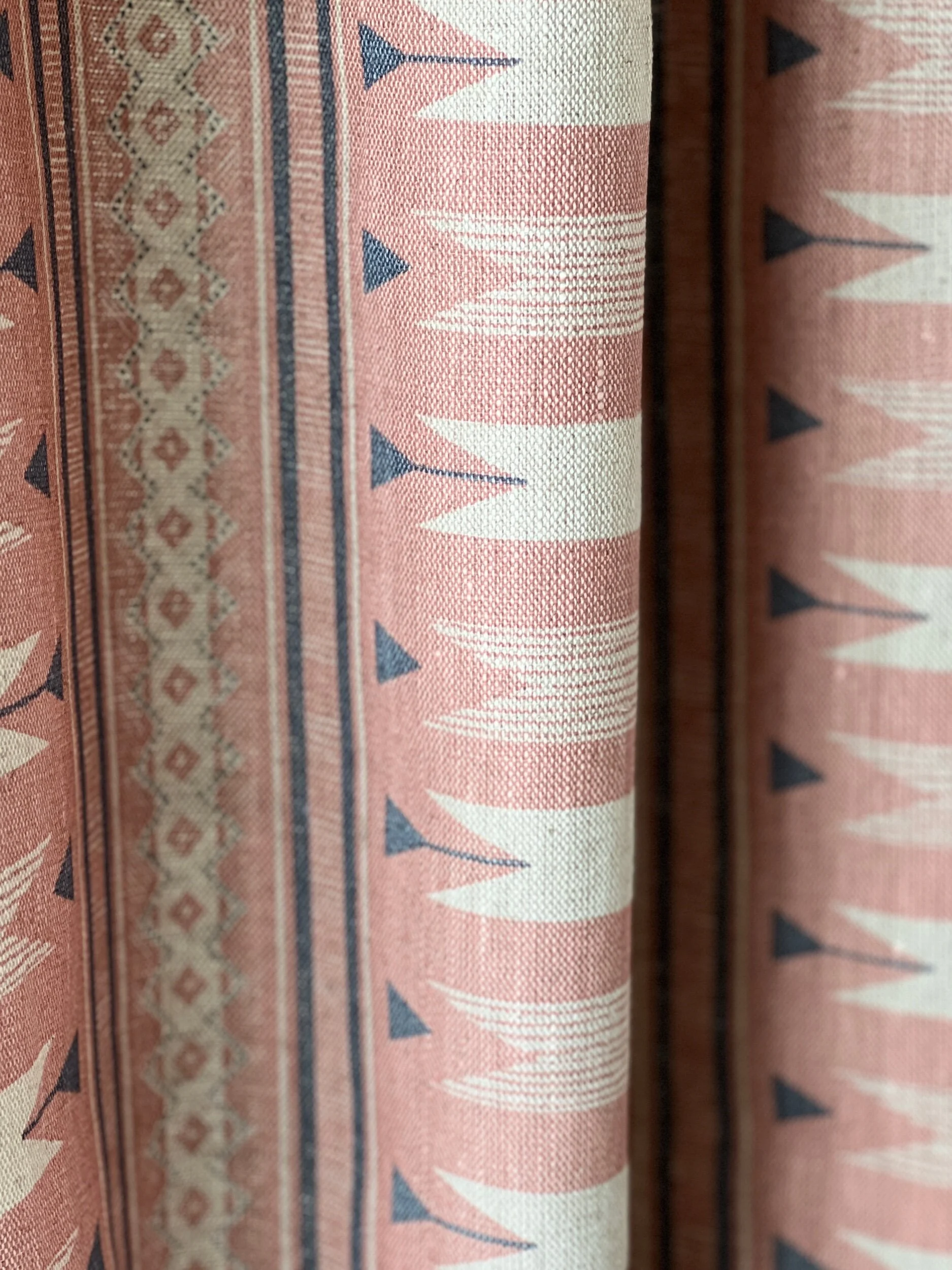 48468376-FDCA-4229-934F-ABCDC96517C0