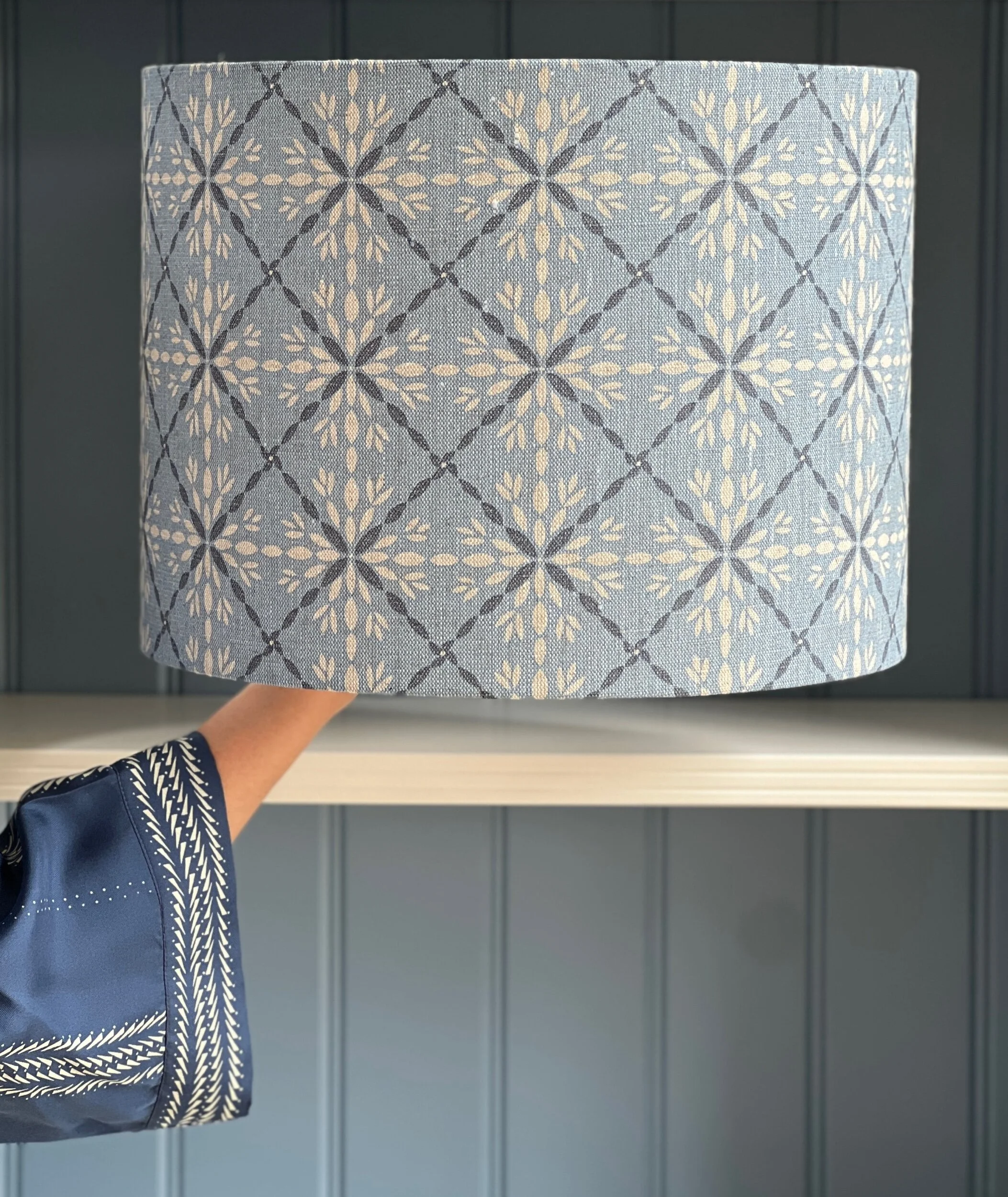 D409CBE3-E2CB-4B0E-B2FF-494009643A5C