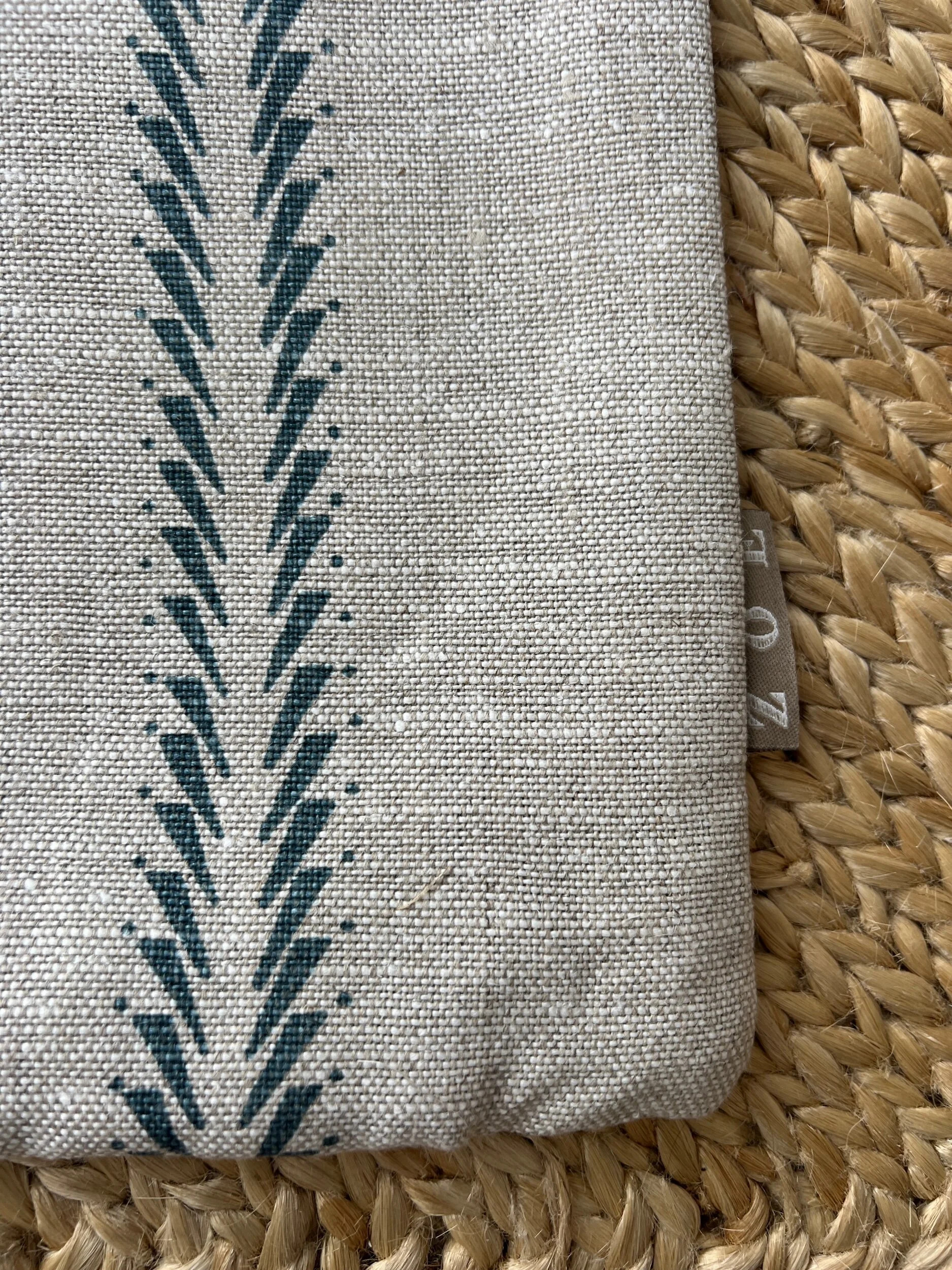 8906A02A-03FA-472B-8D65-9E4720FBA077